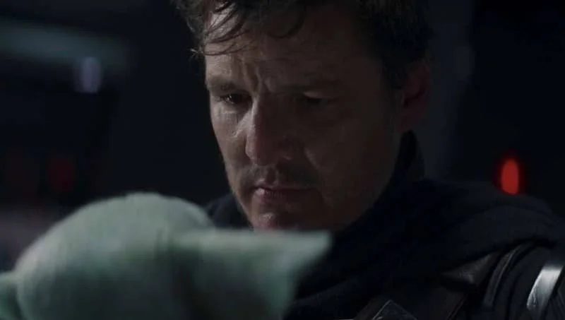 A still of Pedro Pascal in The Mandalorian Season 2 finale