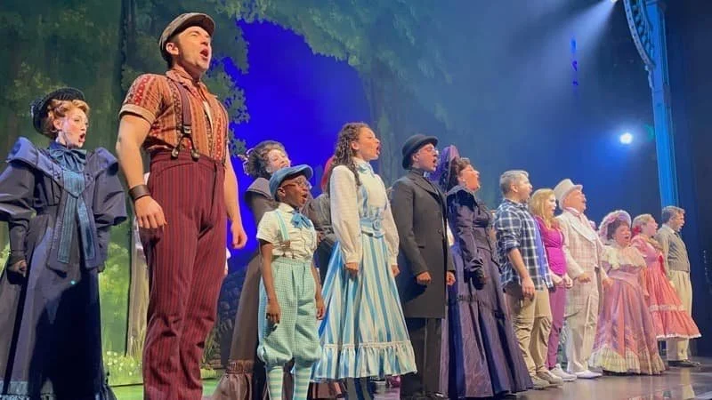 The Schmigadoon! cast 