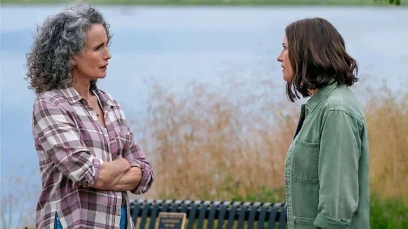 Del and Kat arguing by the water   Image Source: The Silver Petticoat Review
