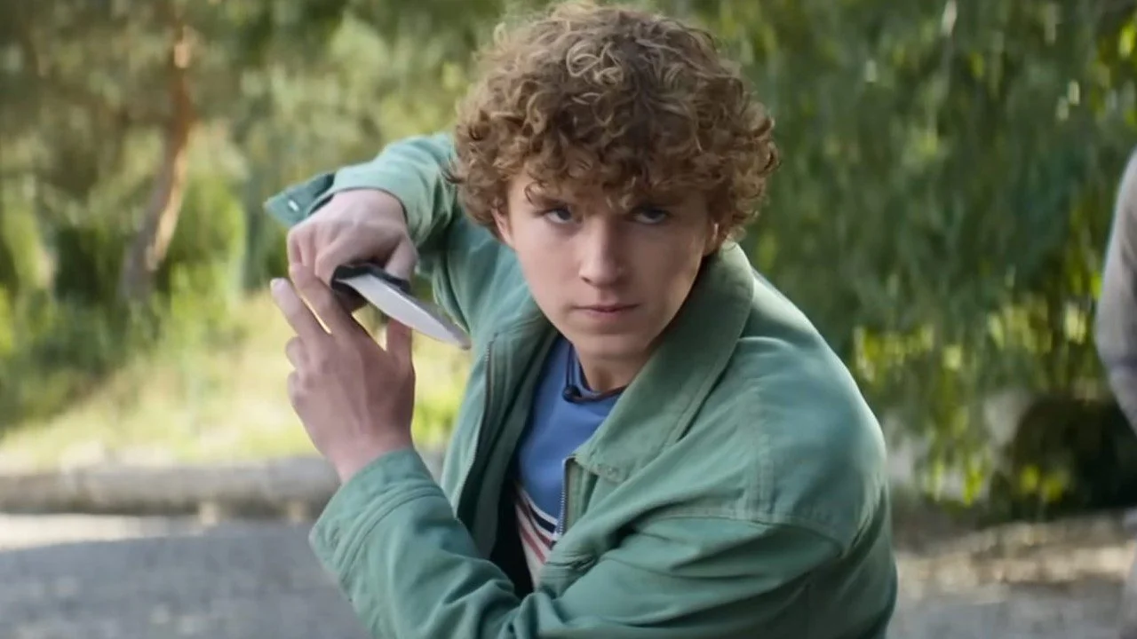 Percy challenges Clarisse in single combat.