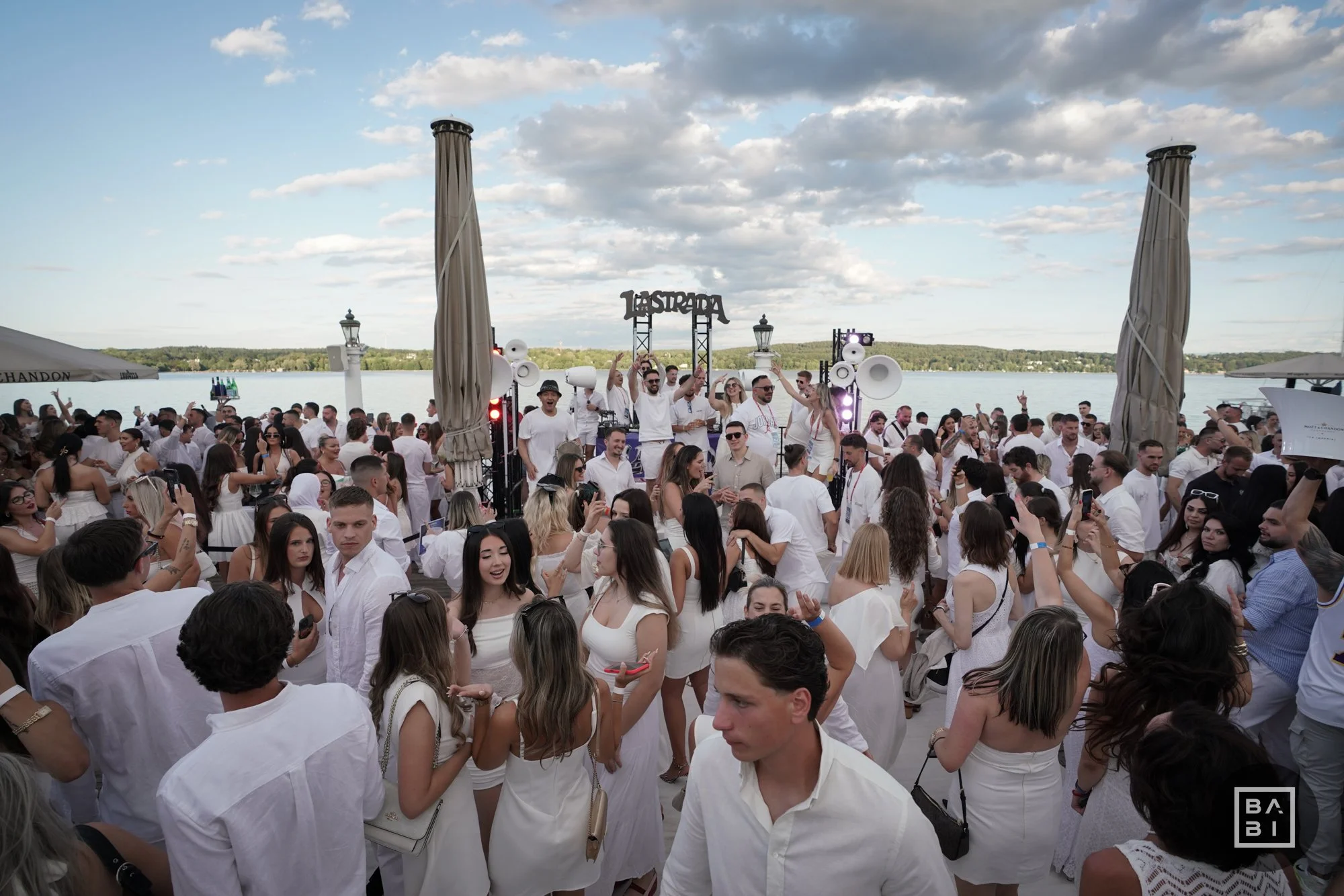 Lastrada „Open Air - White Night“ | H'ugo's Beach Club Starnberg | 04.07.2026