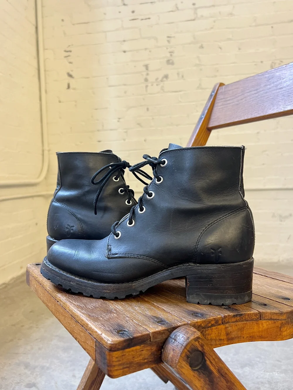 Combat boots deals size 8