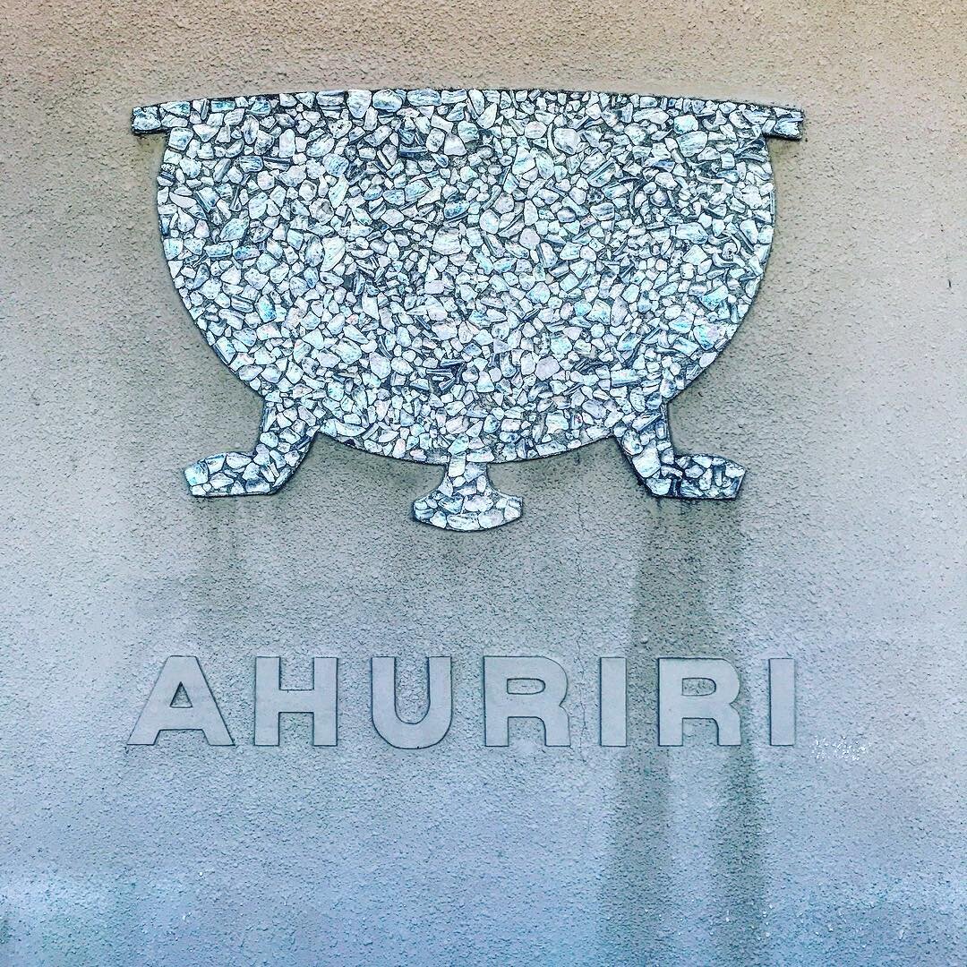 Kicking off Art Deco weekend with a sunny evening in Ahuriri!
Make sure you take advantage of the bus between Ahuriri and the CBD. Plenty of parking great bars and restaurants and only a gold coin donation! #artdeco #ahuriri #artdeco2019 #napier #haw