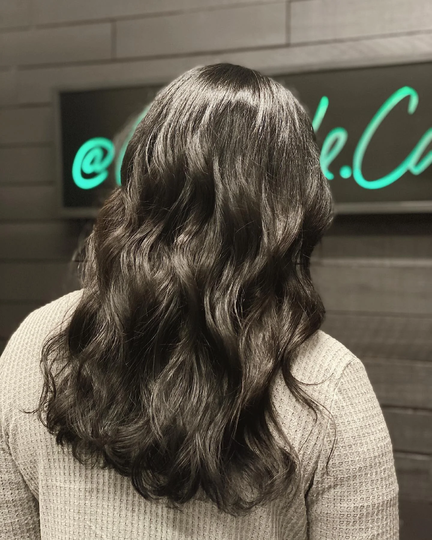 I don&rsquo;t just do highlights... 👀

#CasaDeCara #hair #hairstylist #hairdresser #houseofcara #beuty #614 #picoftheday #asseenincolumbus #columbus #westerville #lewiscenter #delaware #powell #newalbany #modernsalon #behindthechair #lanzahaircare #