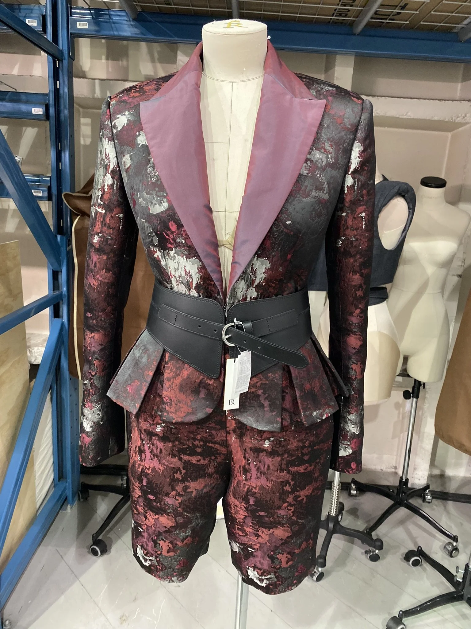 Upload S_5  Made to Measure Tailoring Build