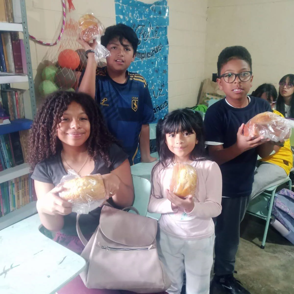 Organizations that make a difference...

We are deeply grateful for the generosity that continues to bring joy and hope to the children we serve. 💛

Thanks to the donation of products from Indufrit @tostiqueso.oficial, 200 children from our Hope Cen