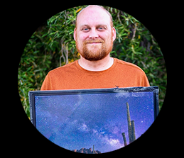 Raysafan Profile Image circle.png