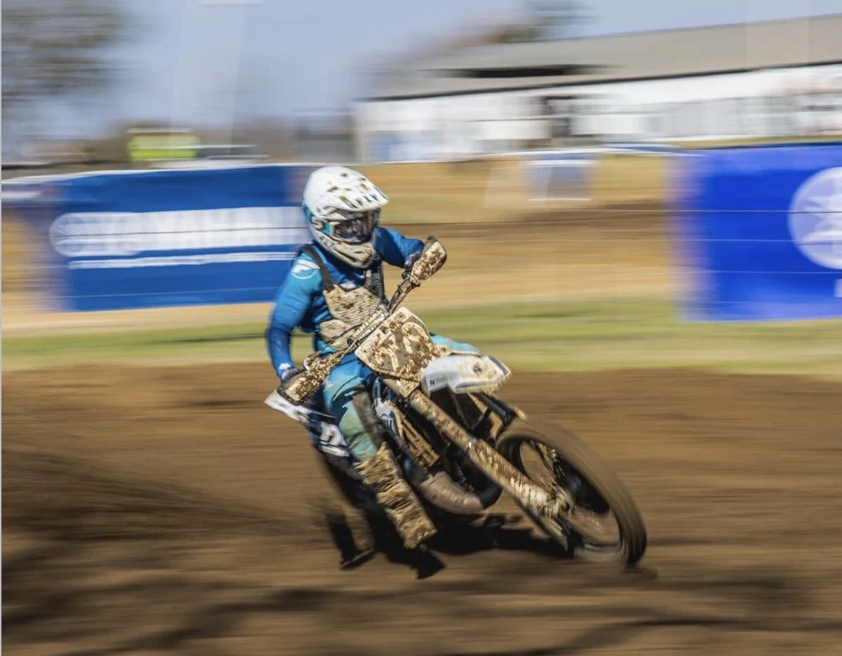 The Two-Lap Lie: How Early Speed Steals Your Best Moto