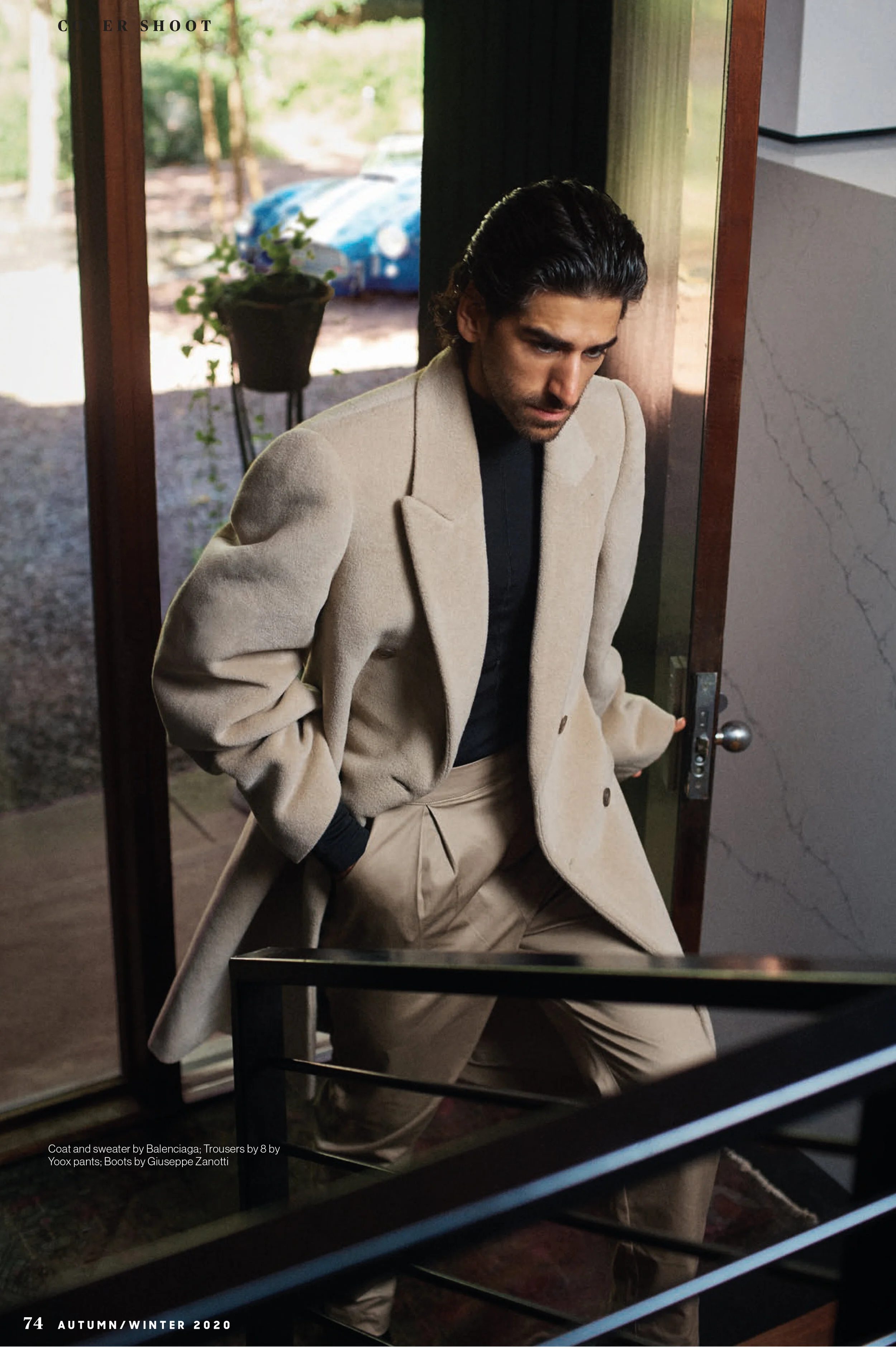 Esq Q SHOOT cover-3.jpg