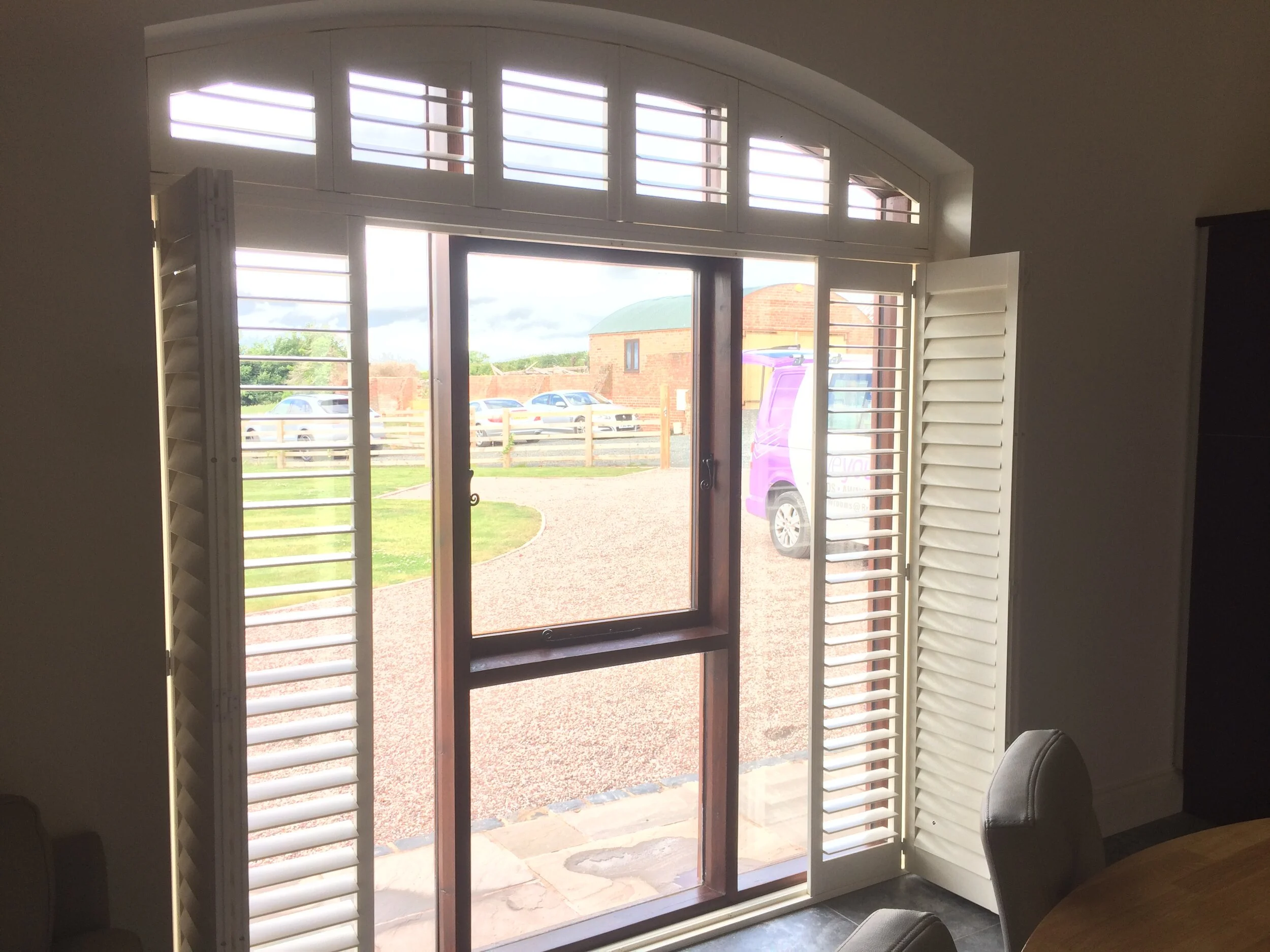 shaped shutters_3037.JPG