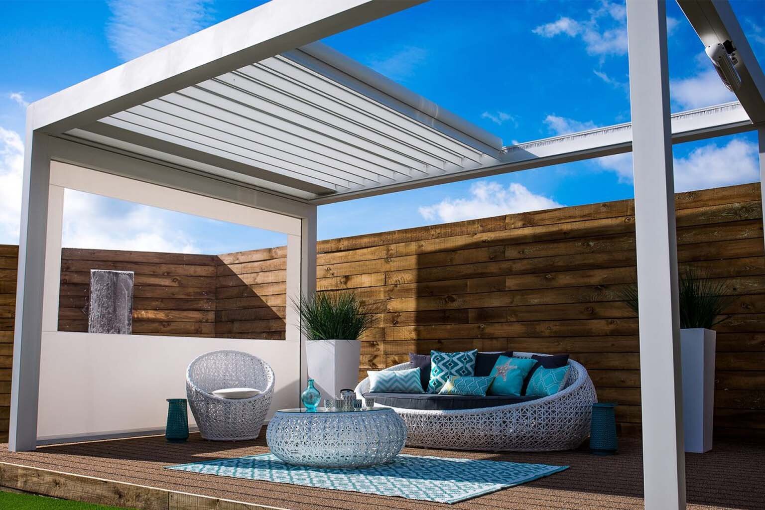 Prestige-Outdoor-Living-Pod-with-garden-furniture.jpg
