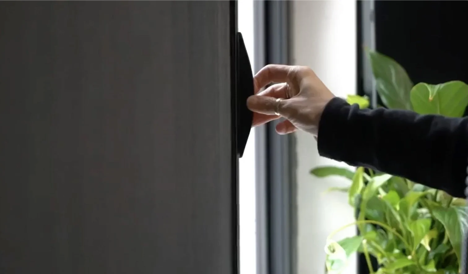 Best Blackout Blinds: Blind Screen™ vs Traditional Blinds