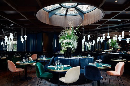 THE ONLY PLACE TO ROCH ‘N’ ROLL IN PARIS, Grazia Magazine