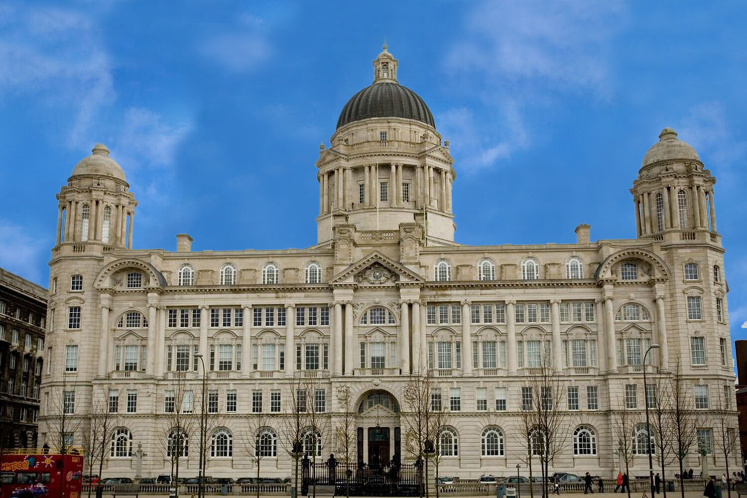 portofliverpool_bluesky.jpg