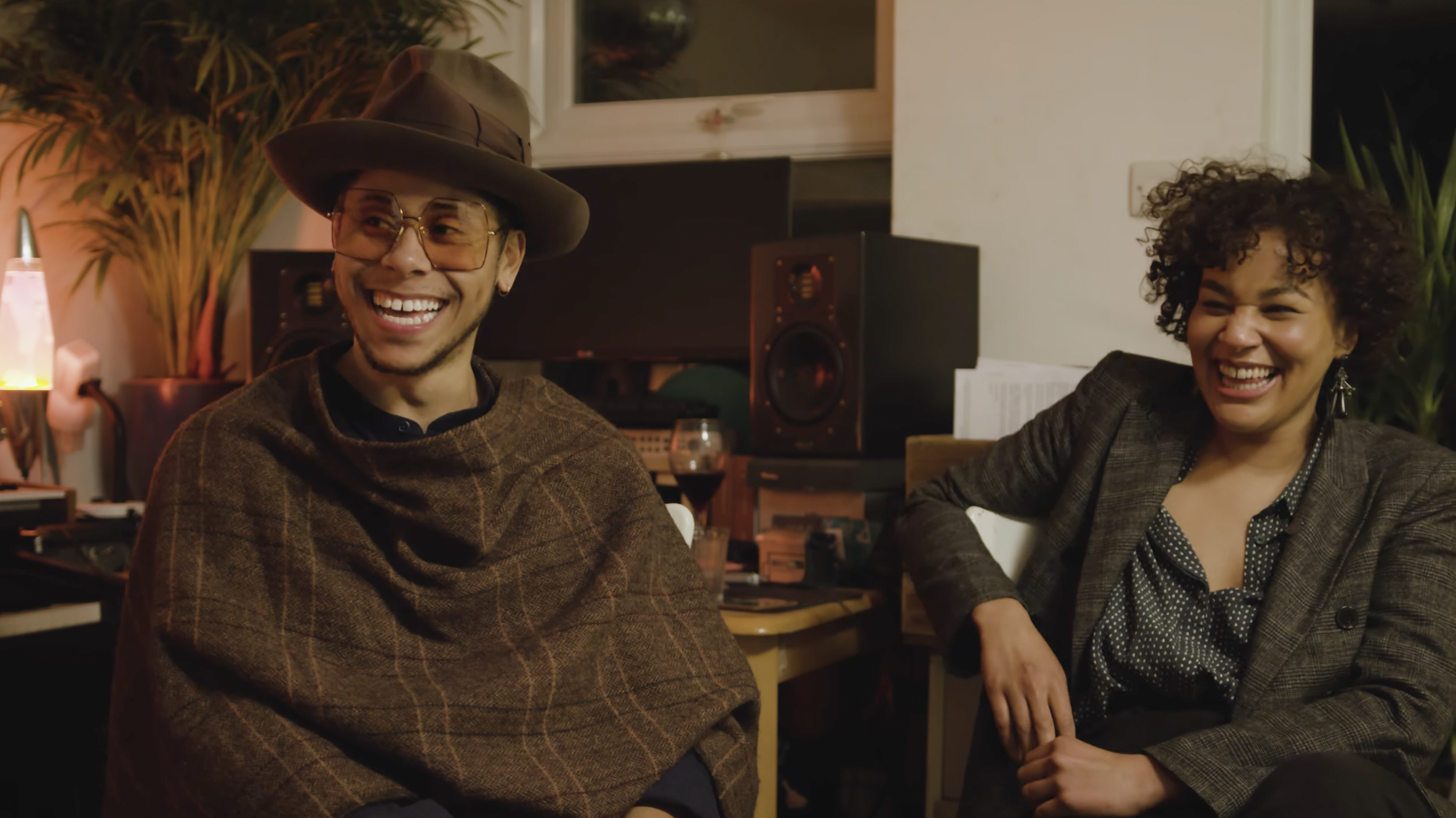 Linden's World | Reuben James & Frida Touray
Dir. Charlie Rees
 live 