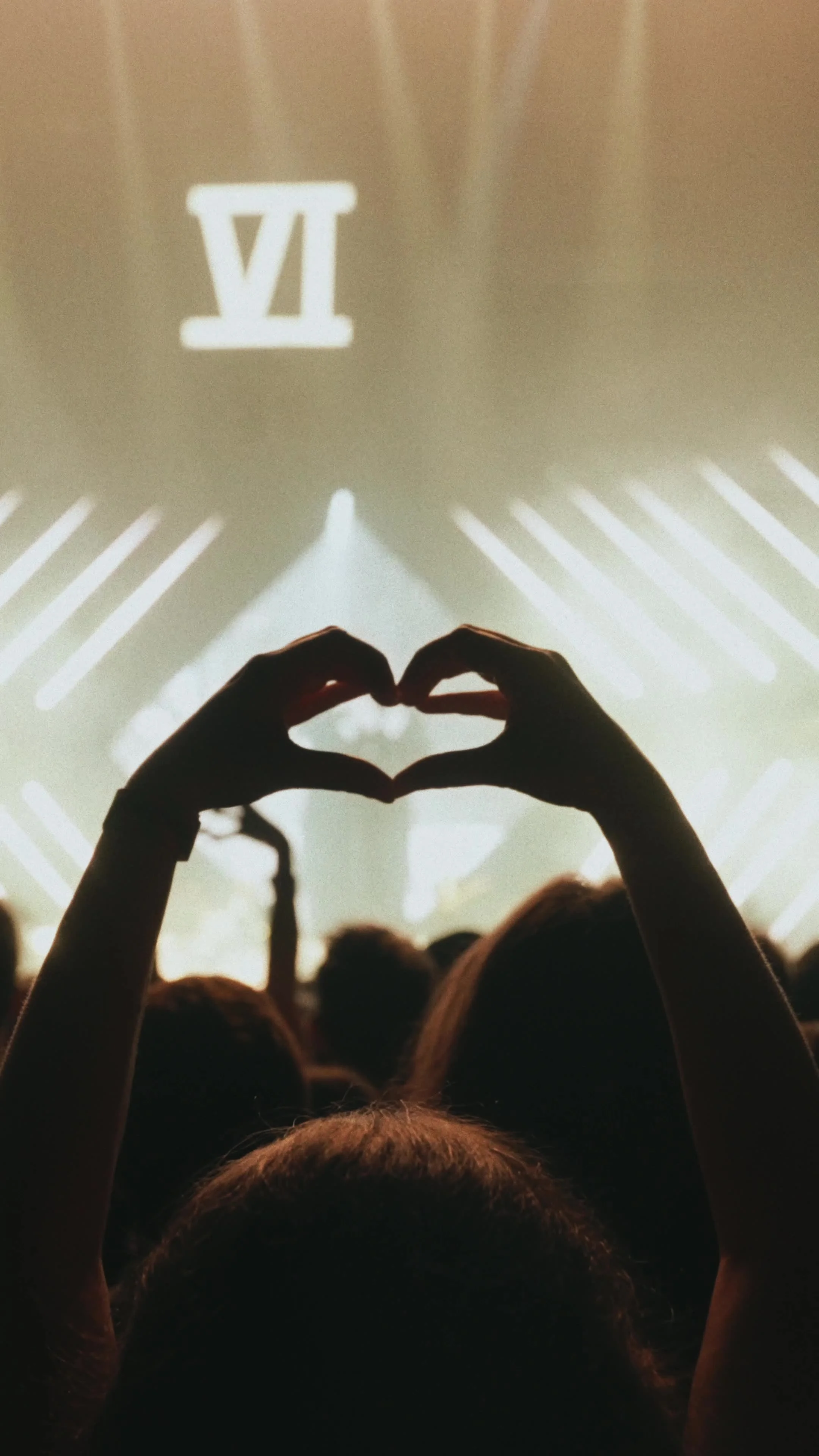 You Me At Six | Final Night of Six 
Live at Wembley Arena
Dir. Nick Suchak
  live 