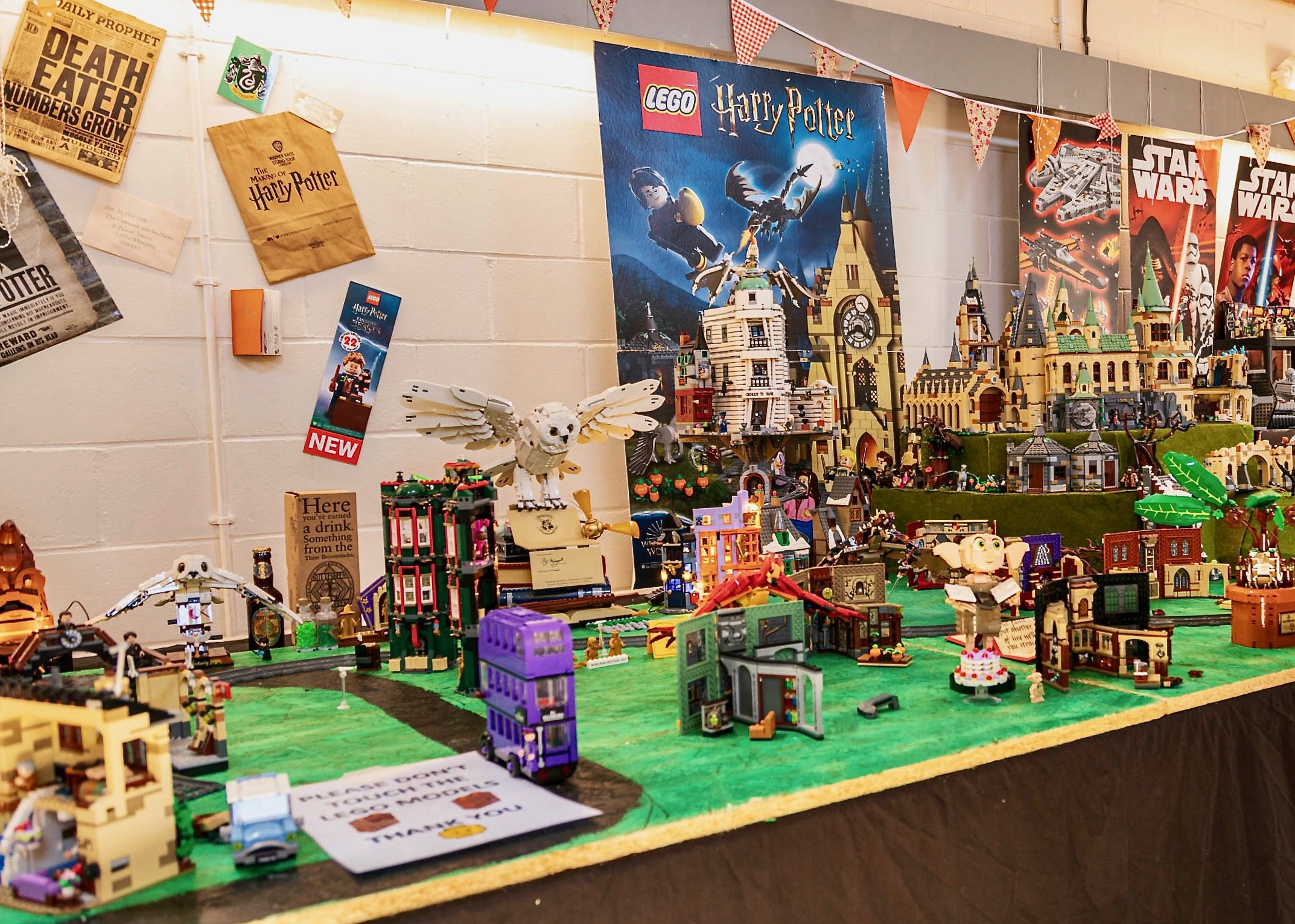 Past Brick-Con Lego fan event.