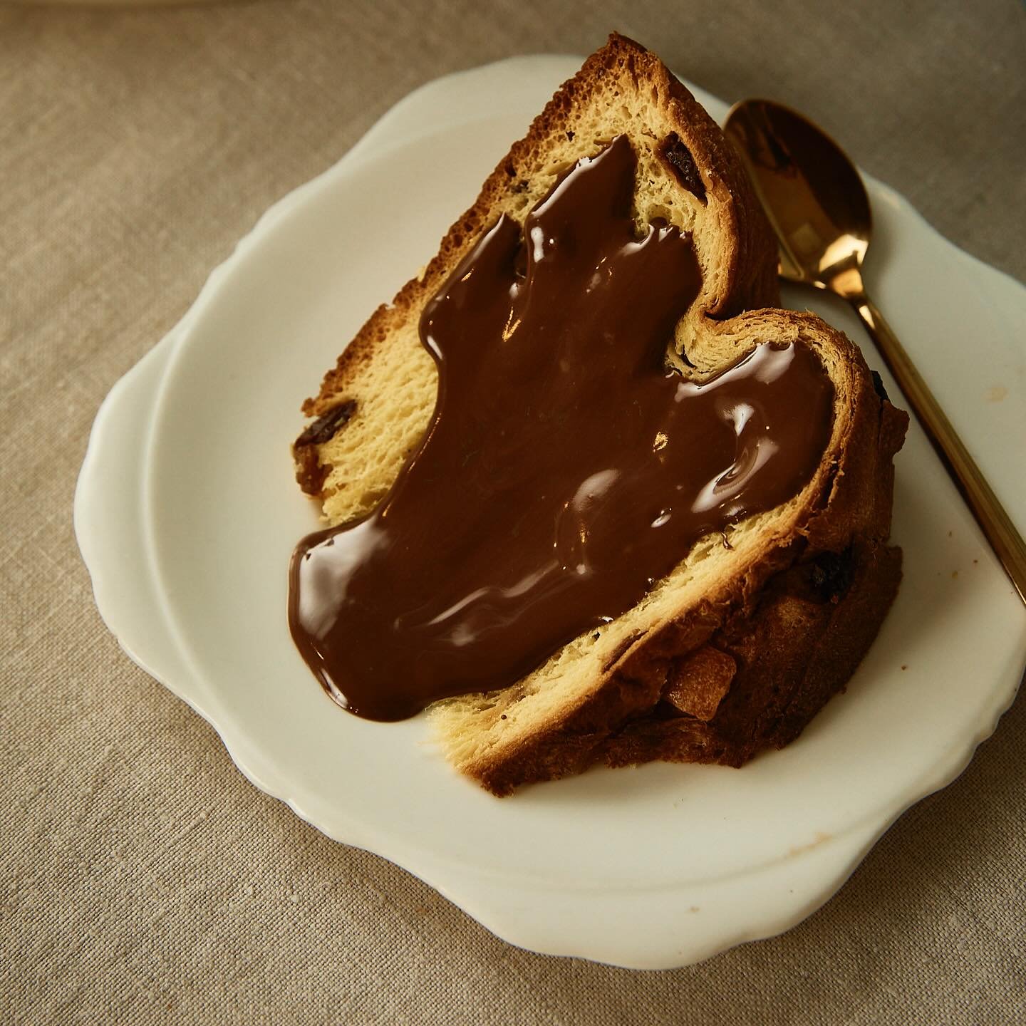 Gianduja or Pistachio? Gianduja or Pistachio&hellip;?!

Our cream spreads have both won a Taste Award and are an extra treat on a slice of our delicious Panettone. Get yours in time for Christmas via our website - link in bio.

#panettone #pistachio 