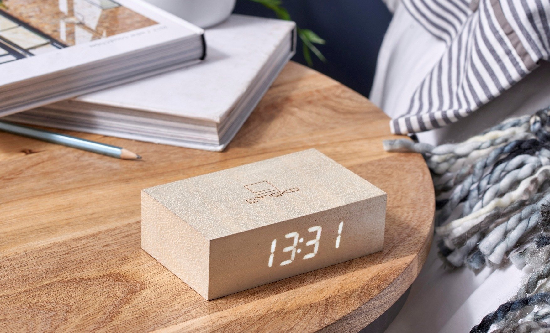 Gingko-Flip-Click-Clock23.jpg