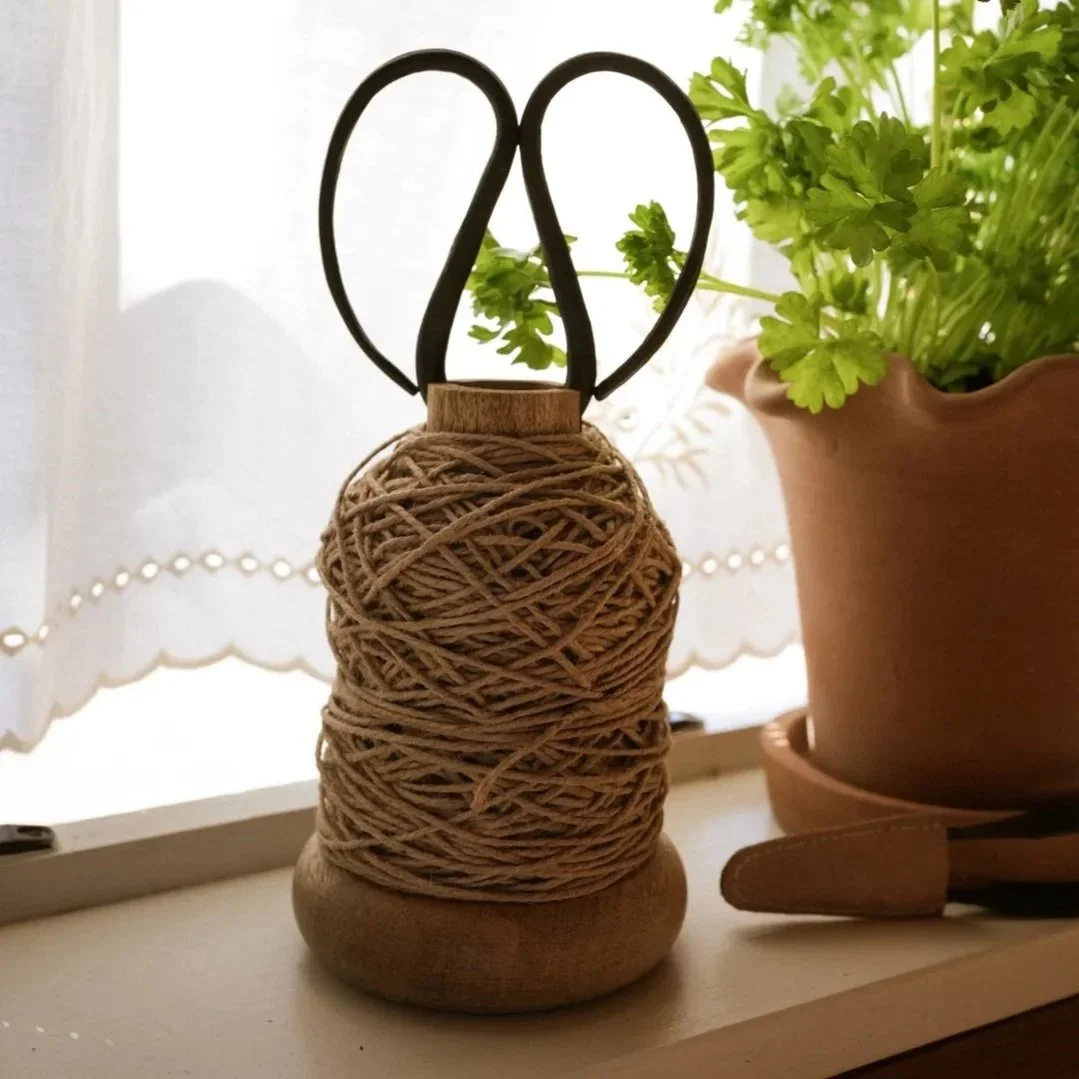 Garden Twine & Scissors