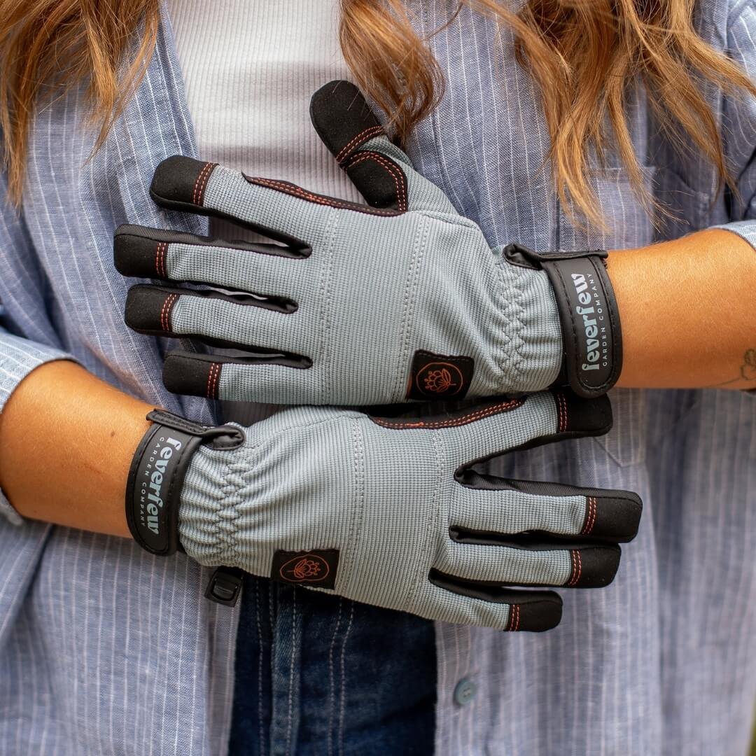 Feverfew_Cornflower_Gardening_Gloves.jpg