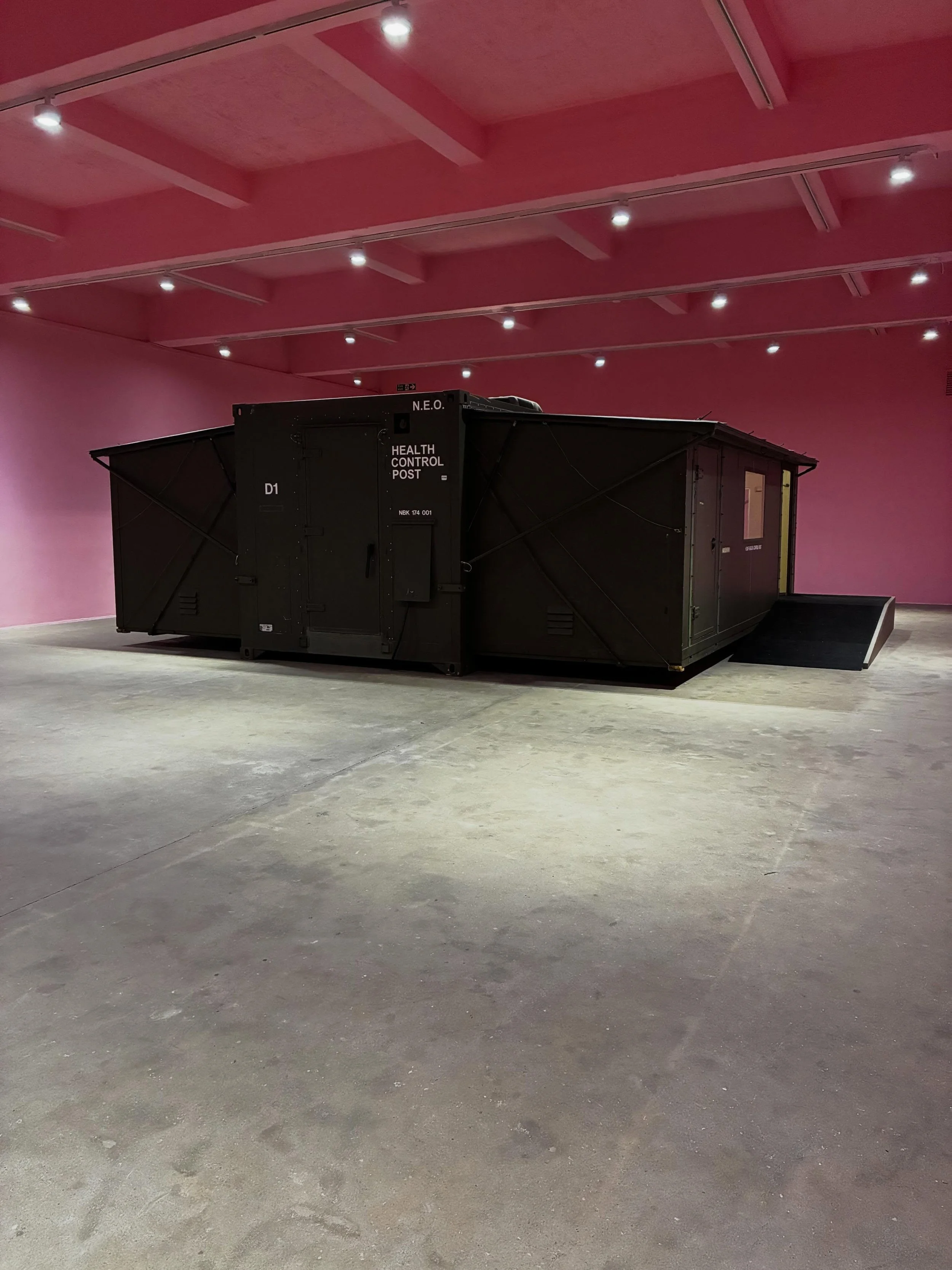 London Gallery weekend, or in my case day. This year I headed back to the East End - old haunts and new. A few highlights here. Don&rsquo;t miss Racheal Crowther @chisenhalegallery - it&rsquo;s very very good and ends soon. 

1-4 Racheal Crowther @ra