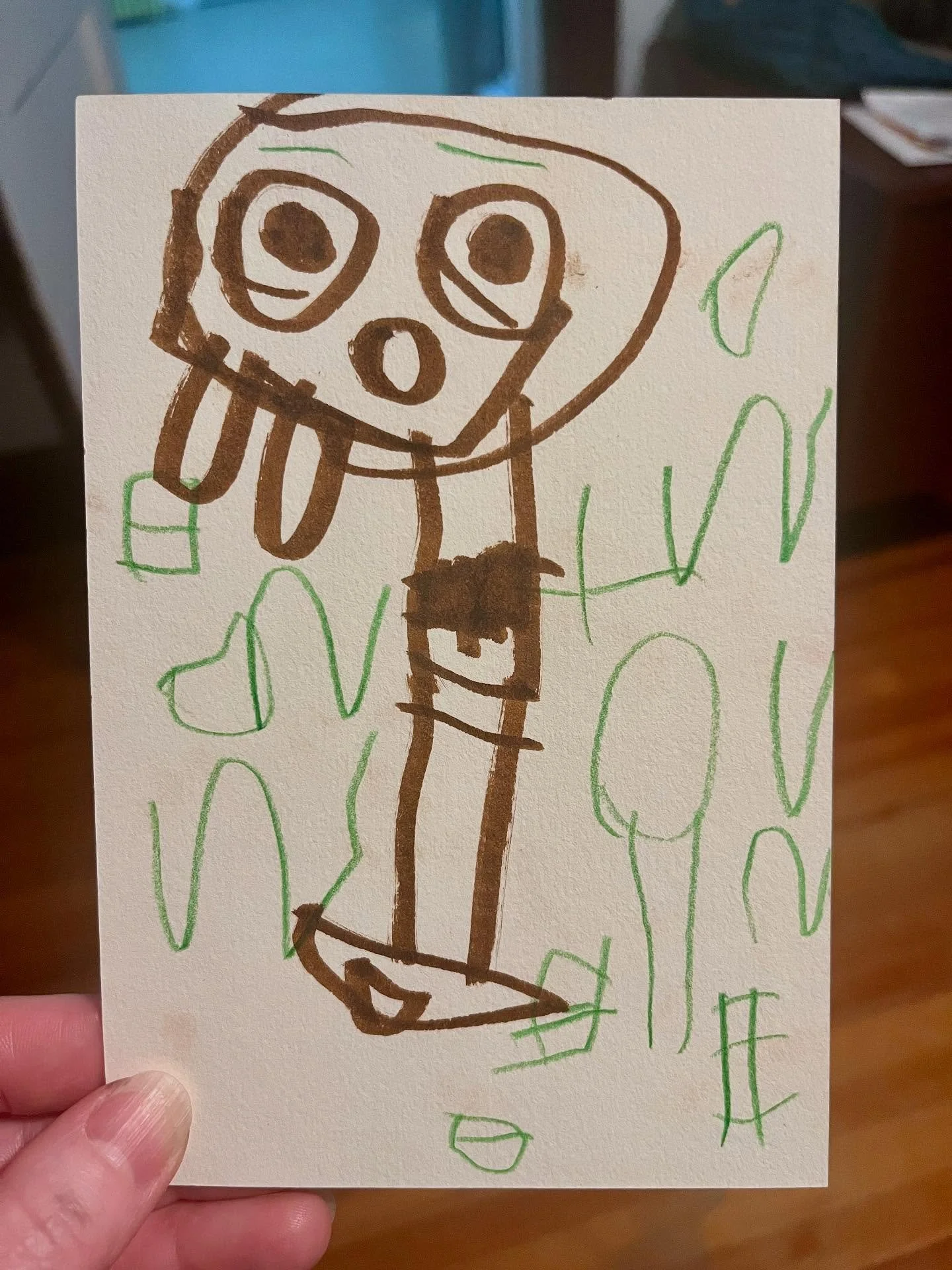 Ryan just drew #thepigeon after one watch of the Don’t Let The Pigeon Drive The Bus animated cartoon with no help from me or daddy. She’s FOUR (not even—her birthday is on Monday). Not bad, huh @officiallyofficialmo 😳
#talentedtod