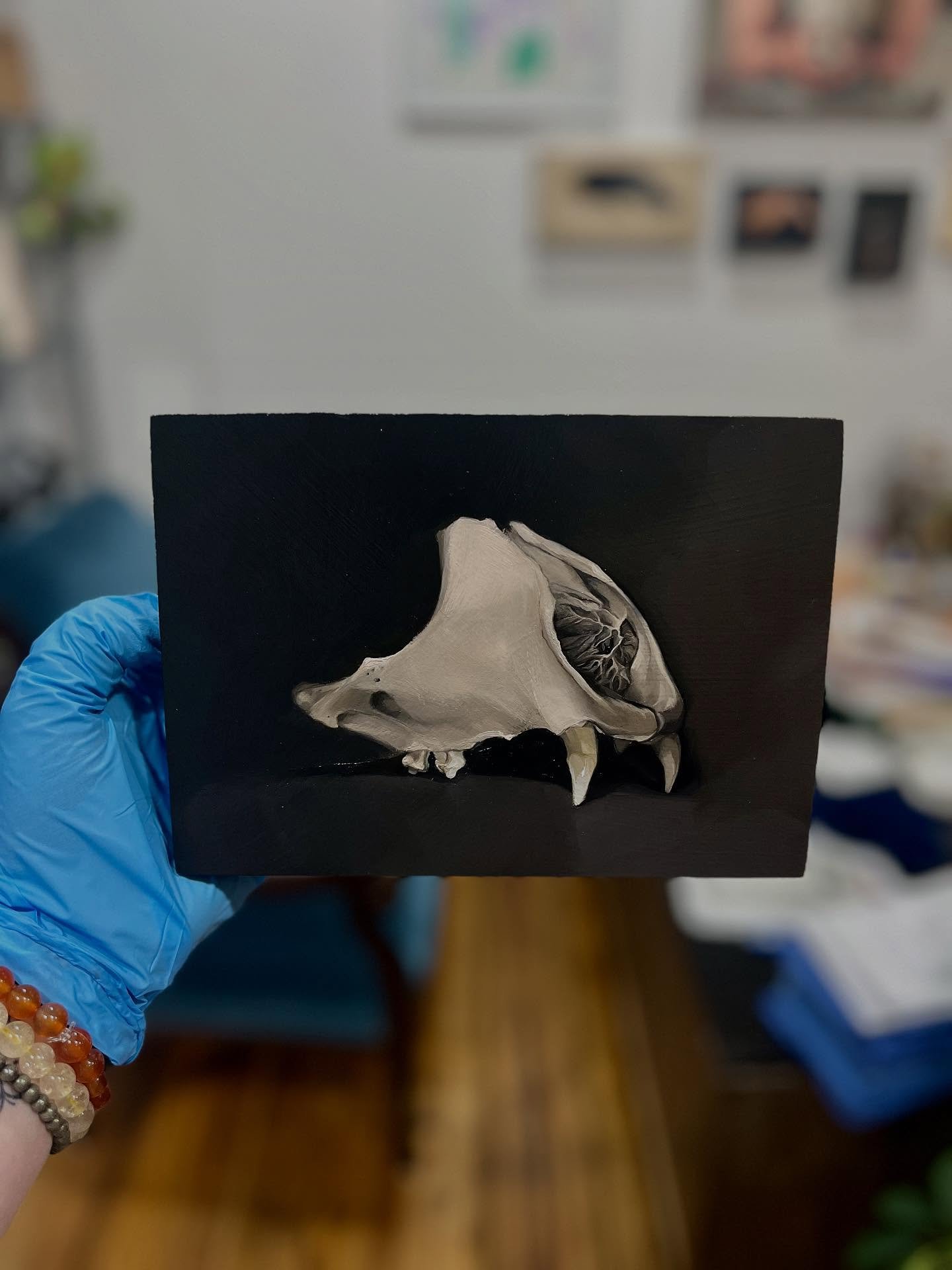 Seal skull, oil on panel, 5&rdquo; x 7&rdquo;, $200

Will be available for sale at @greylockworks #gworksFESTIVE happening on Saturday, Nov 22. 

#oilonpanel #animalskull #skullpainting #mementomori #lifeanddeath #stilllife #stilllifepainting #fromli