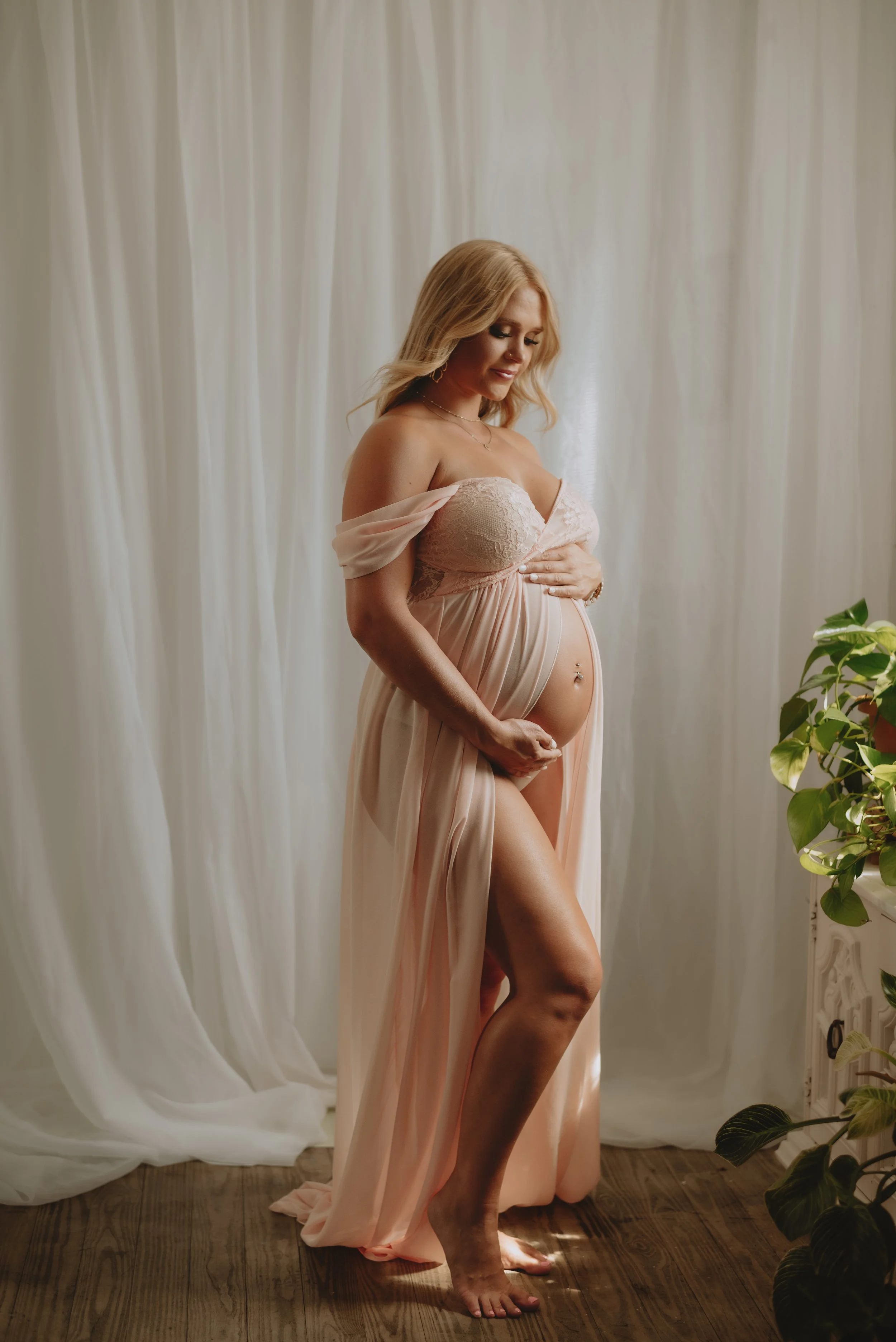 Studio V Maternity Photo
