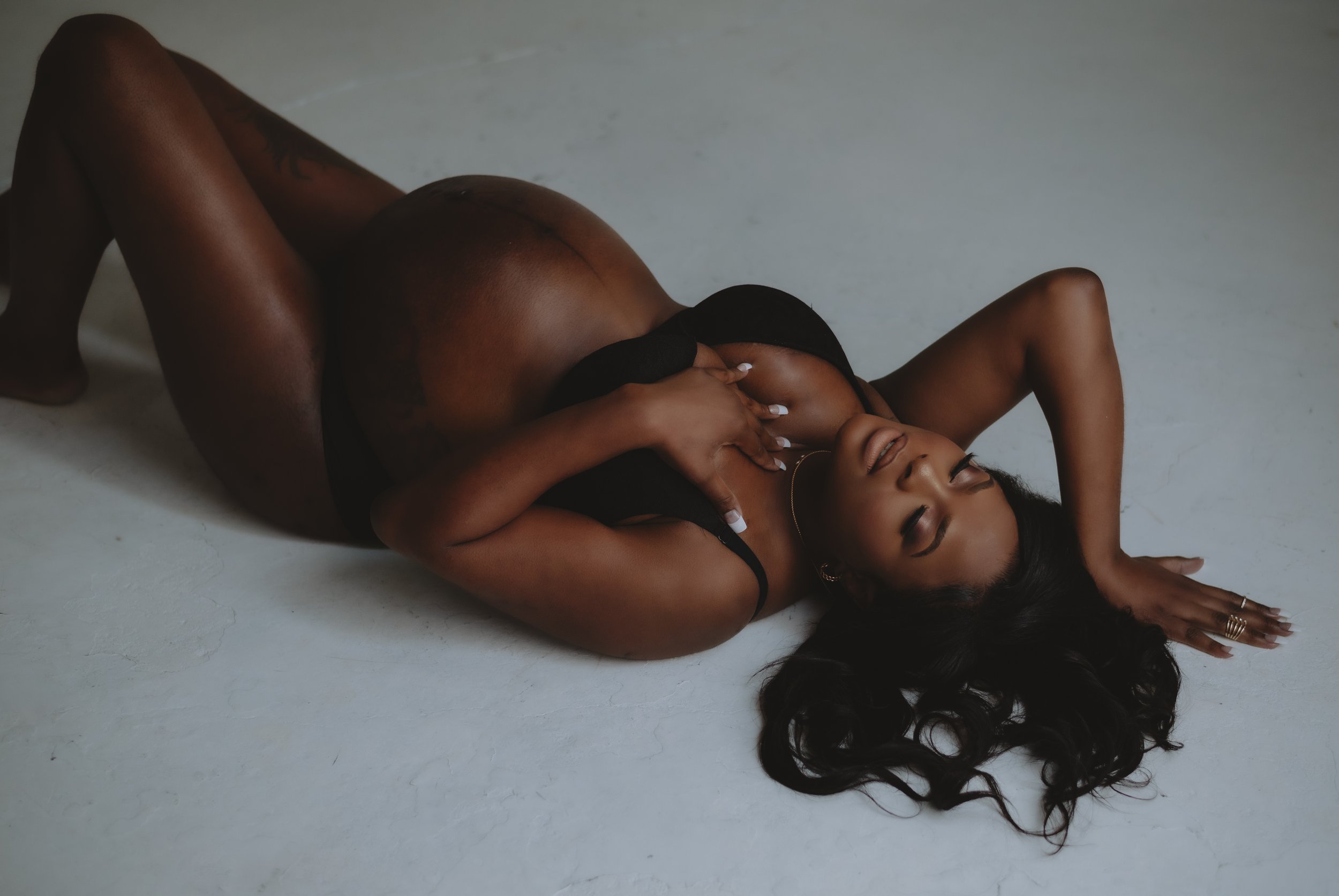 Studio V Maternity Photo