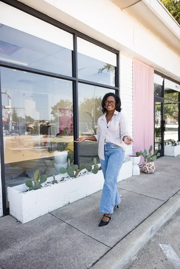 Peyton Stokes Sutton Walking and talking therapy in Addison and Allen Texas to high performance athletes in Dallas County