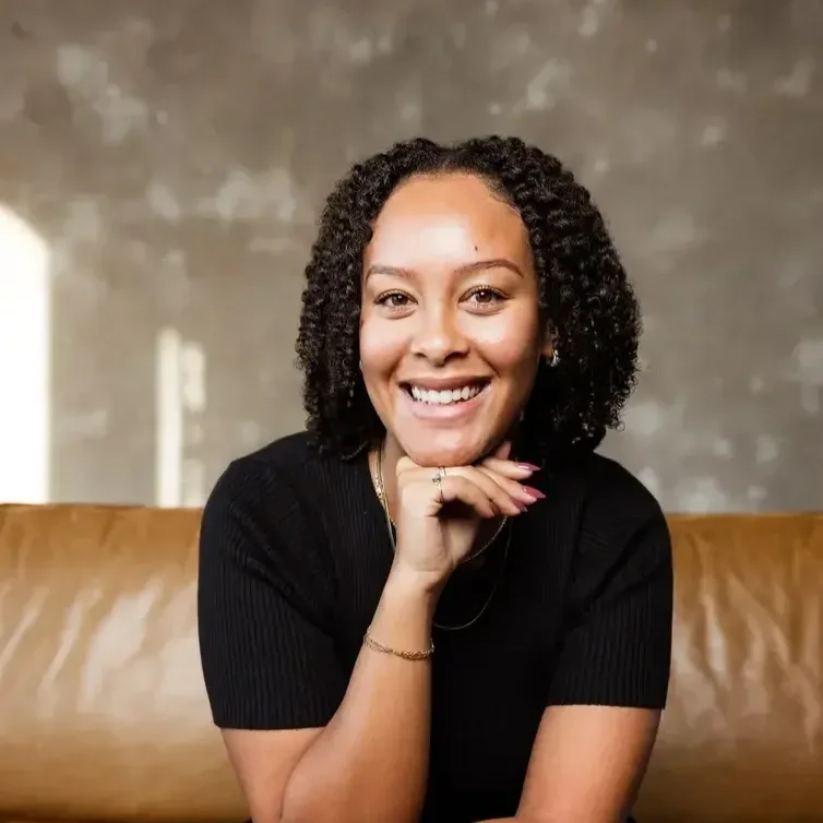 Ayesha Youngblood is a licensed professional counselor. she provides. therapy virtually in katy texas to new black mothers and those struggles with IVF and fertility.