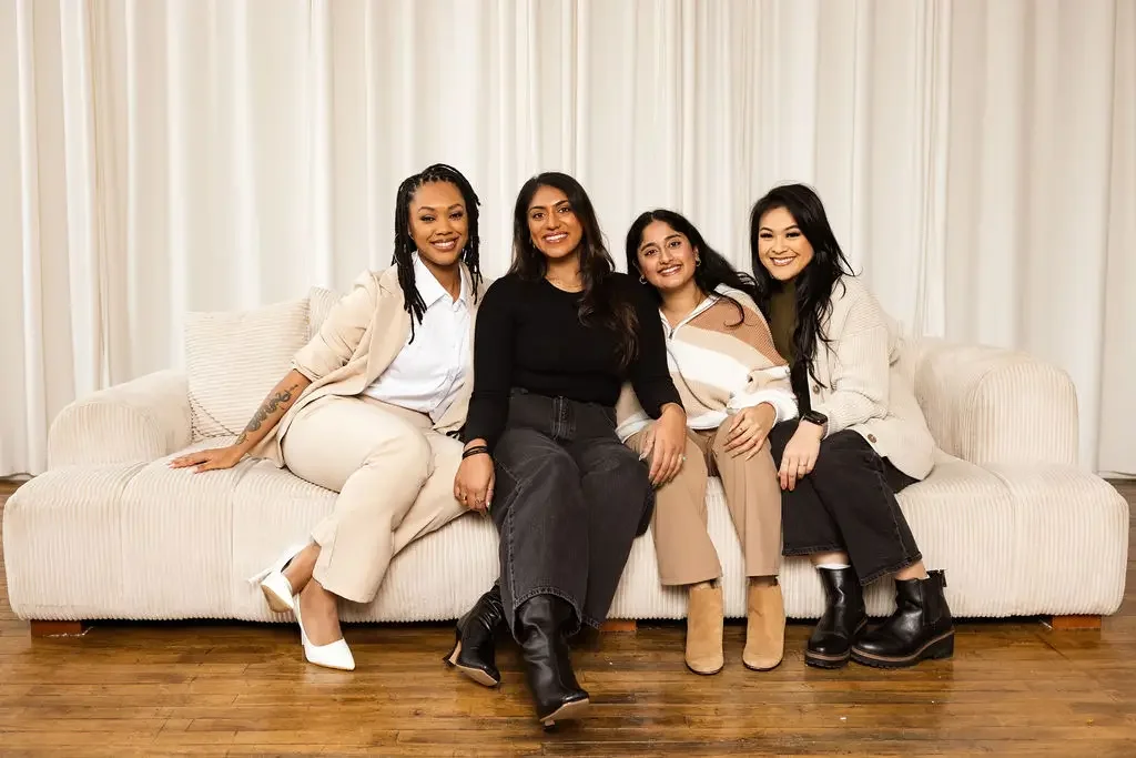 diverse-therapy-team-online-counseling texas florida indiana