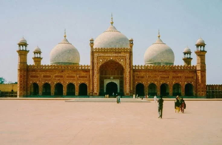 Traditional mosque architecture symbolizing cultural healing for South Asian intergenerational trauma in Texas