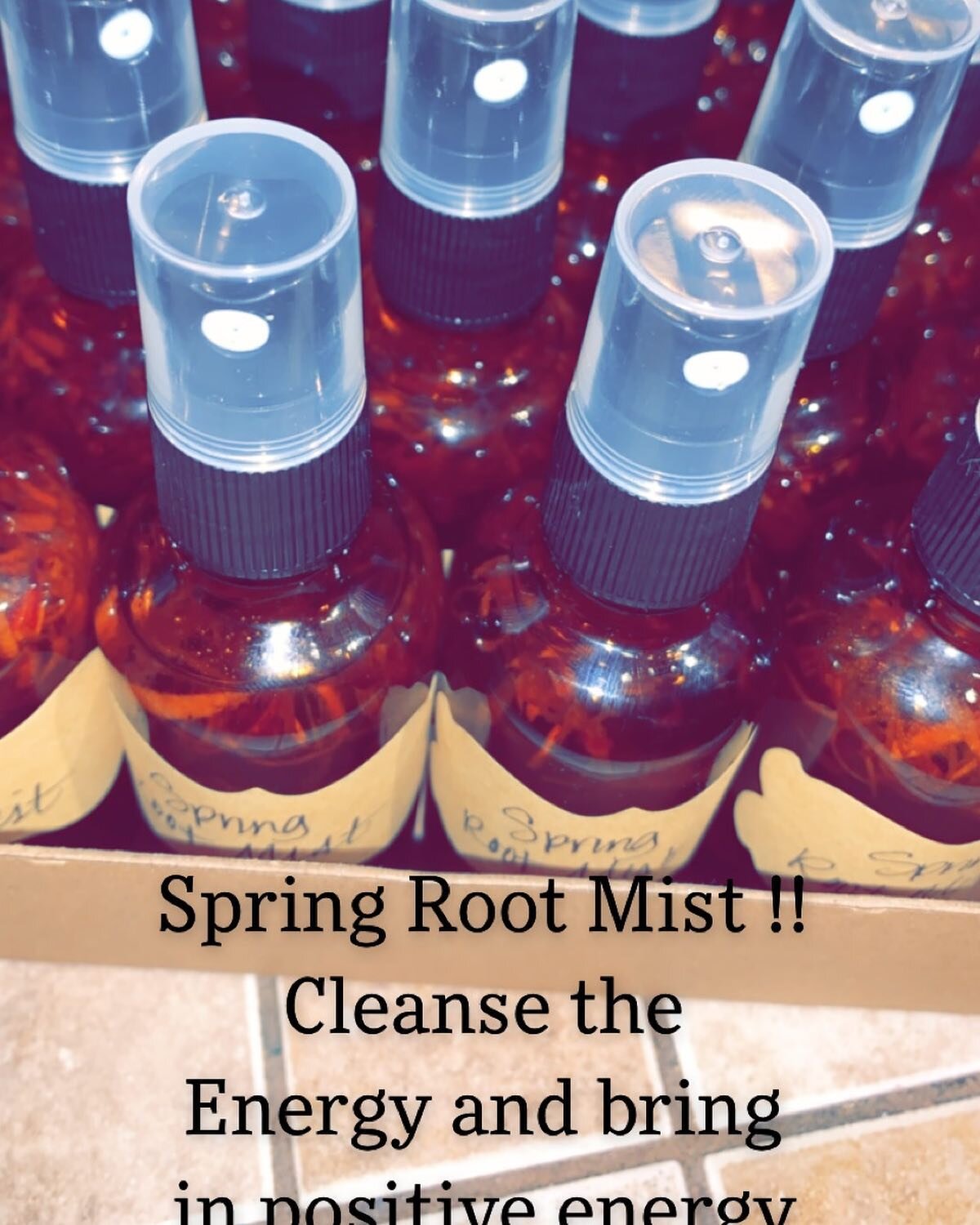 ✨ New Product Alert ✨ (SPRING)Root Mist .....
Cleanse the energy , ground the positivity, and set the vibes ... 

You will absolutely love this fresh spring sent .. made with 7 essential oils .. grounded with special selected crystals , topped with f