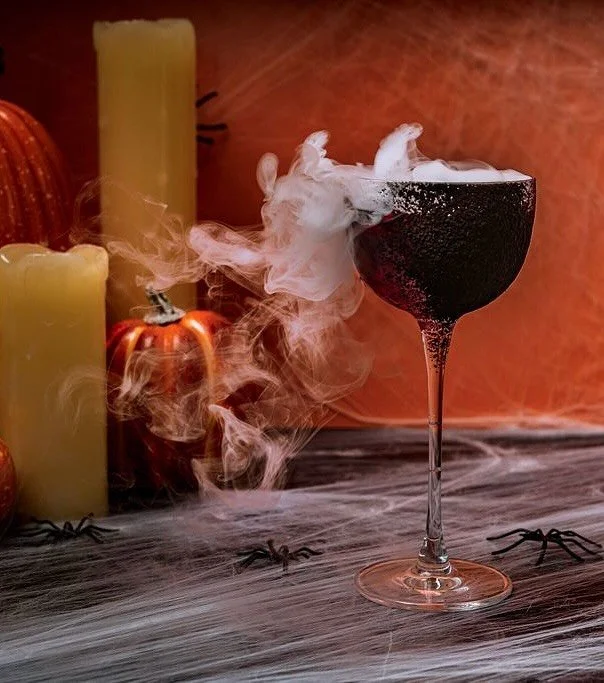 🎃 Looking for somewhere to celebrate Halloween for 2025? Take a look at some of the spook-tacular events the BellCo clients have on offer 🎃
@joiabattersea is throwing its Halloween Hollywood Horror Party on Friday 31st October. Expect frightful fe