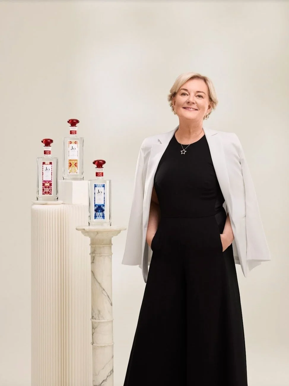 🎁 Looking to elevate your at-home bar this festive season? Look no further than the BellCo Christmas Drinks Gift Guide 🎁

@jovodka by @jomalonecbe 
For all the vodka lovers, look no further. This trio of luxury fusion vodkas is crafted to awaken th