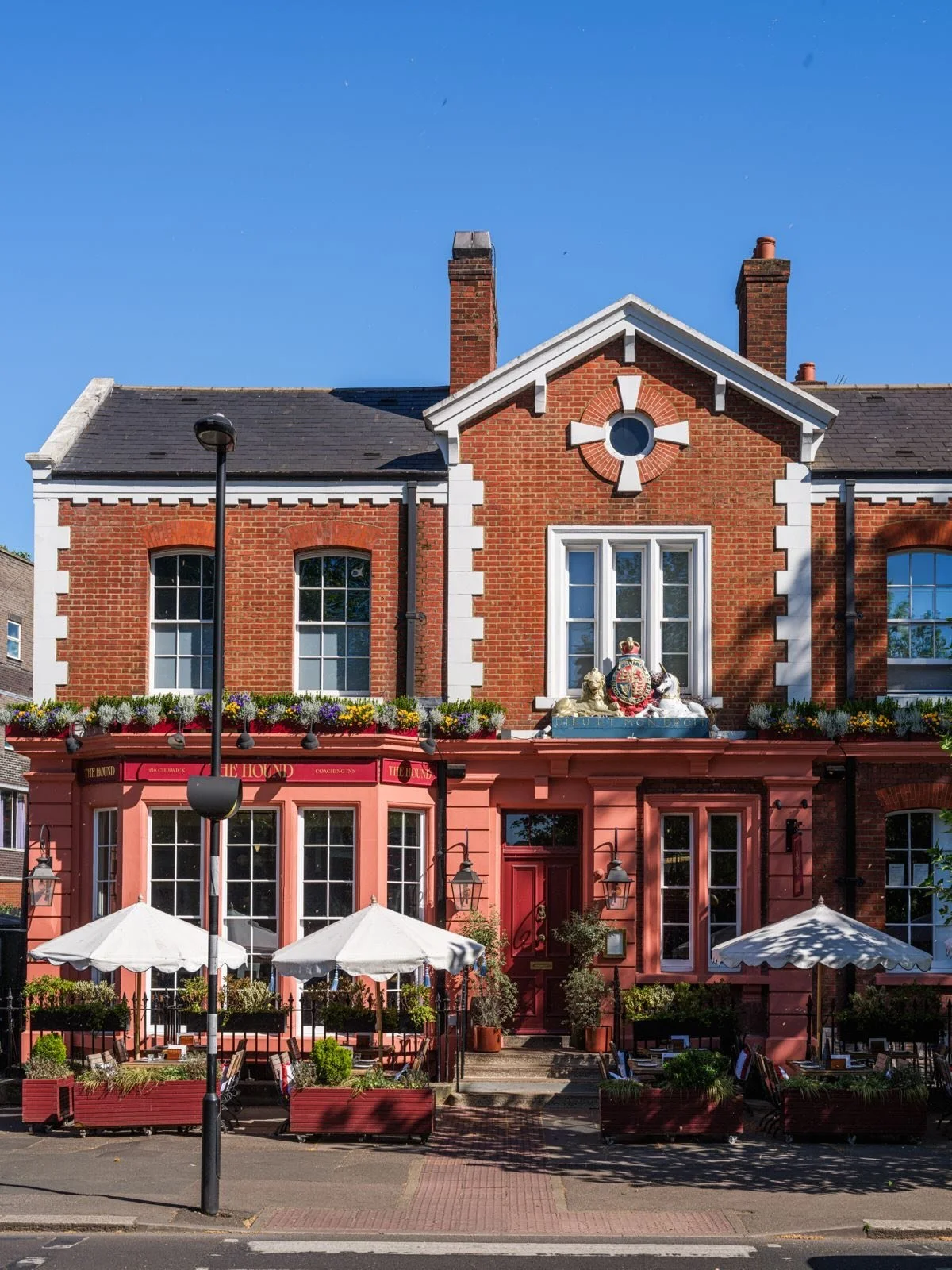 ☀️ Looking for something to do this sunny bank holiday weekend? Take a look at what some of the BellCo clients have on offer ☀️

National BBQ Week lands at @thehoundchiswick on Monday, with grill specials and a new summer cocktail menu launched in pa