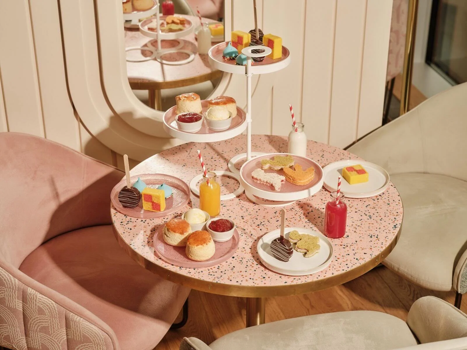 🫖 Children&rsquo;s Afternoon Tea at @perolabattersea 🫖

Just in time for half term, P&eacute;rola has launched its first Children&rsquo;s Afternoon Tea, a weekend treat for the whole family with sweeping views across Battersea Power Station.

Desig