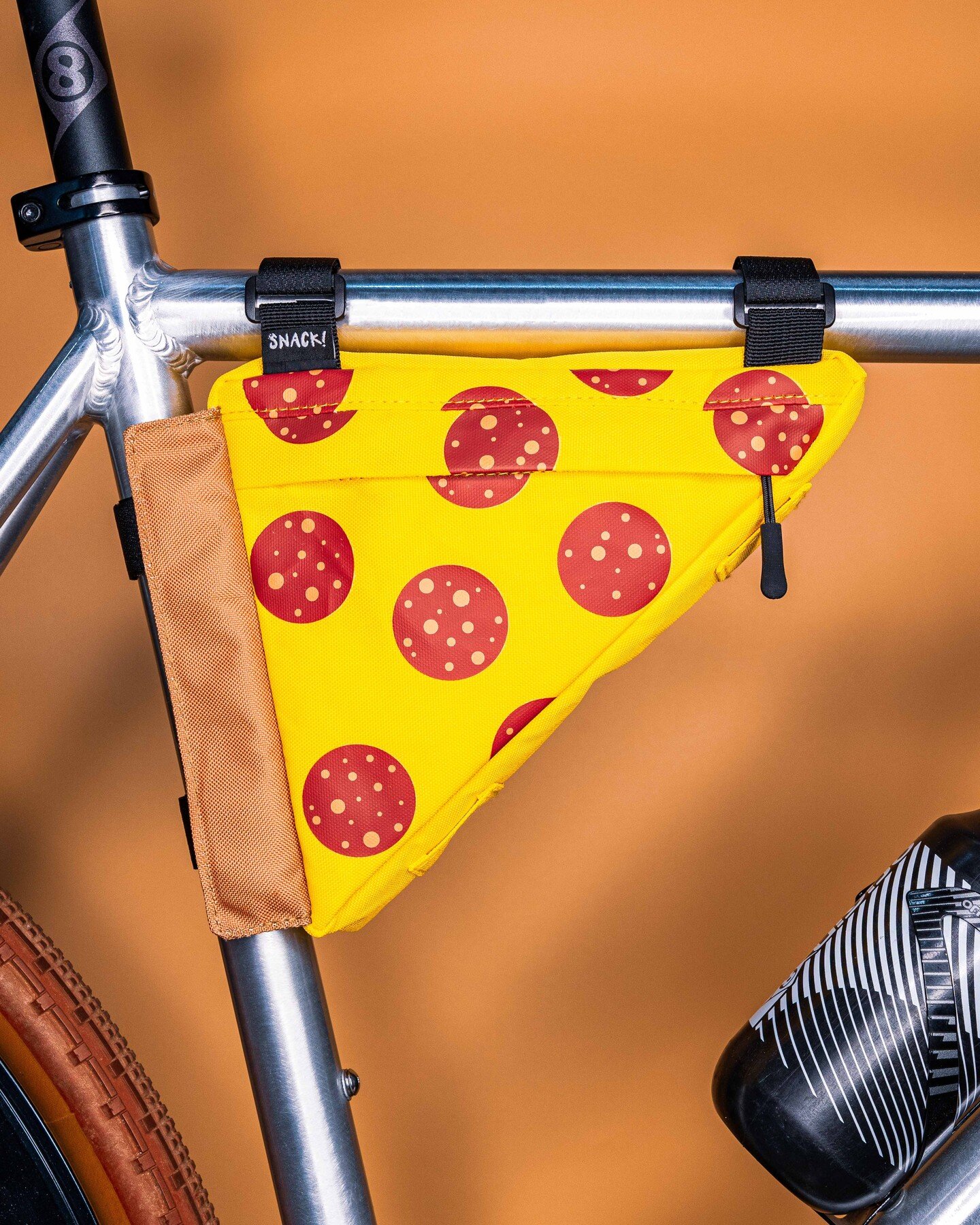 A whole day dedicated to PIZZA?! Count us in!! Grab a slice, it's National Pizza Day! 🍕Who's riding to their local pizza joint to celebrate?!

#SnackSocialClub