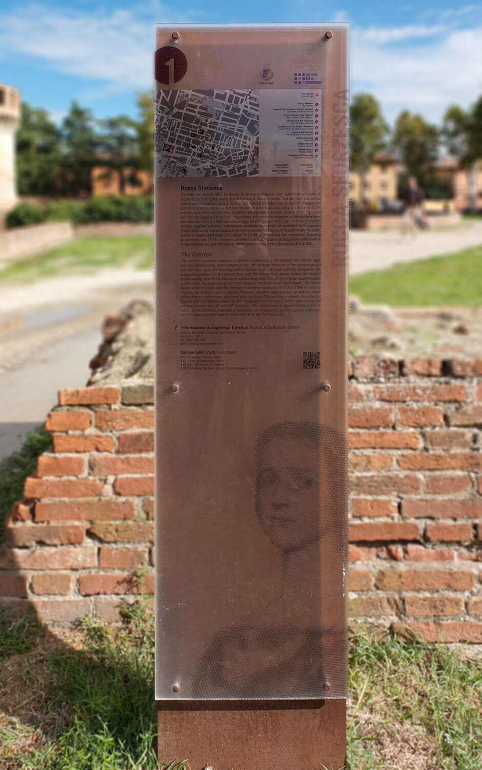 Totem-Rocca.jpg
