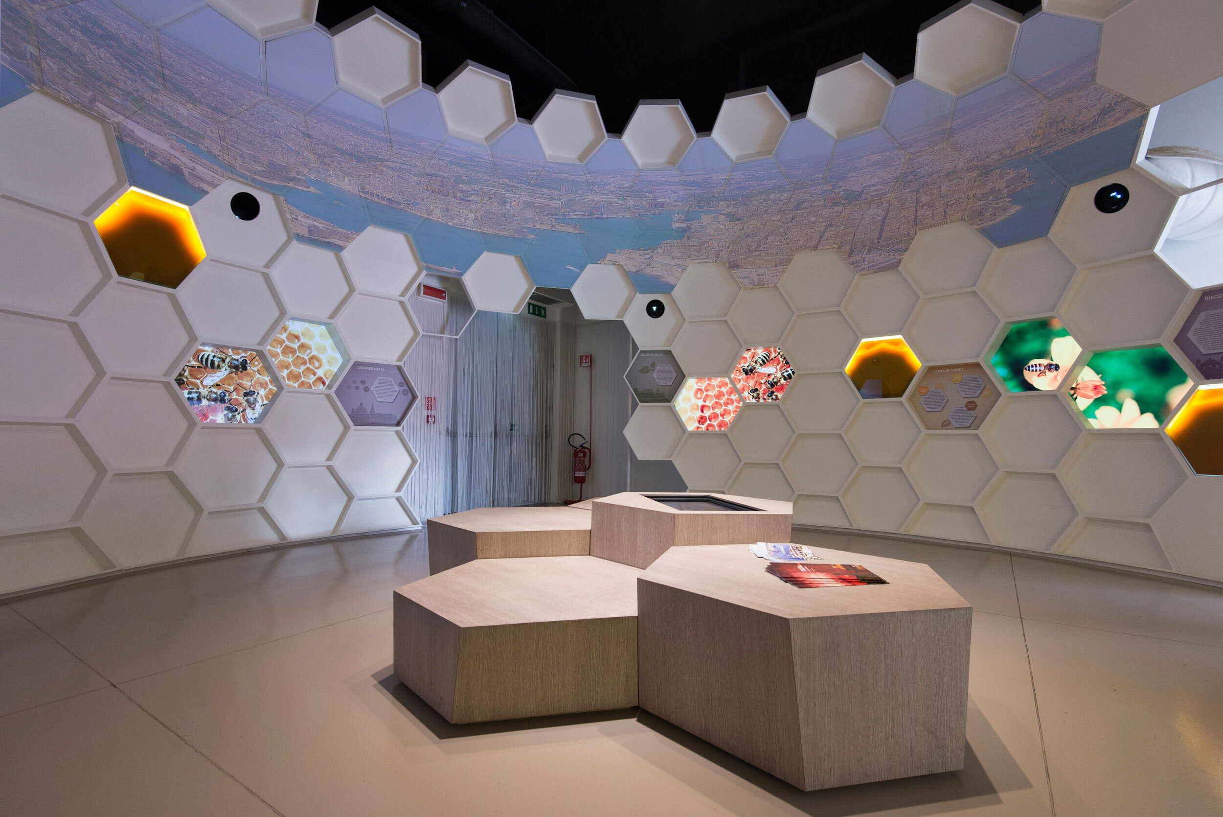 Expo-Malta-interno.jpg