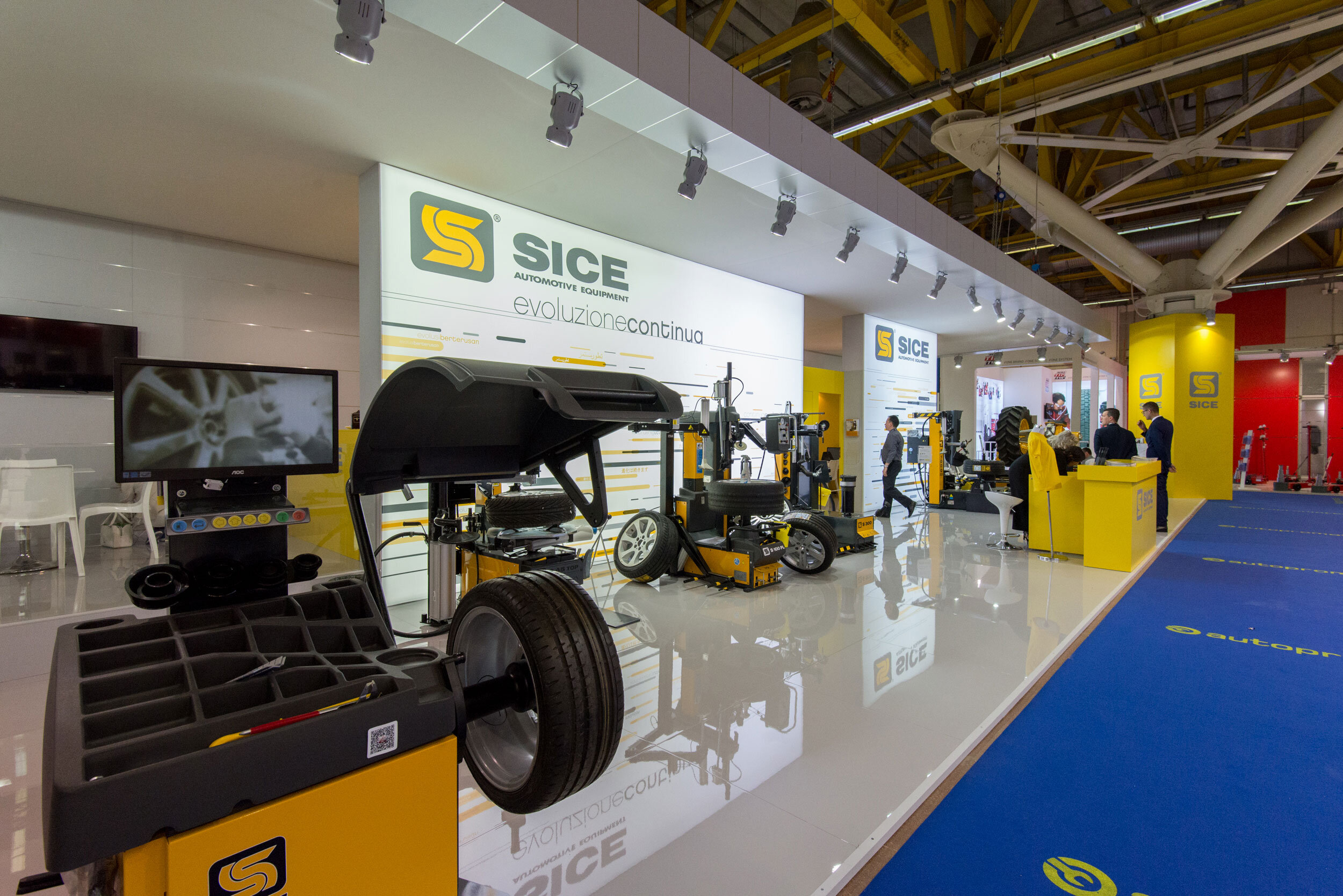 SICE-Autopromotec-stand.jpg