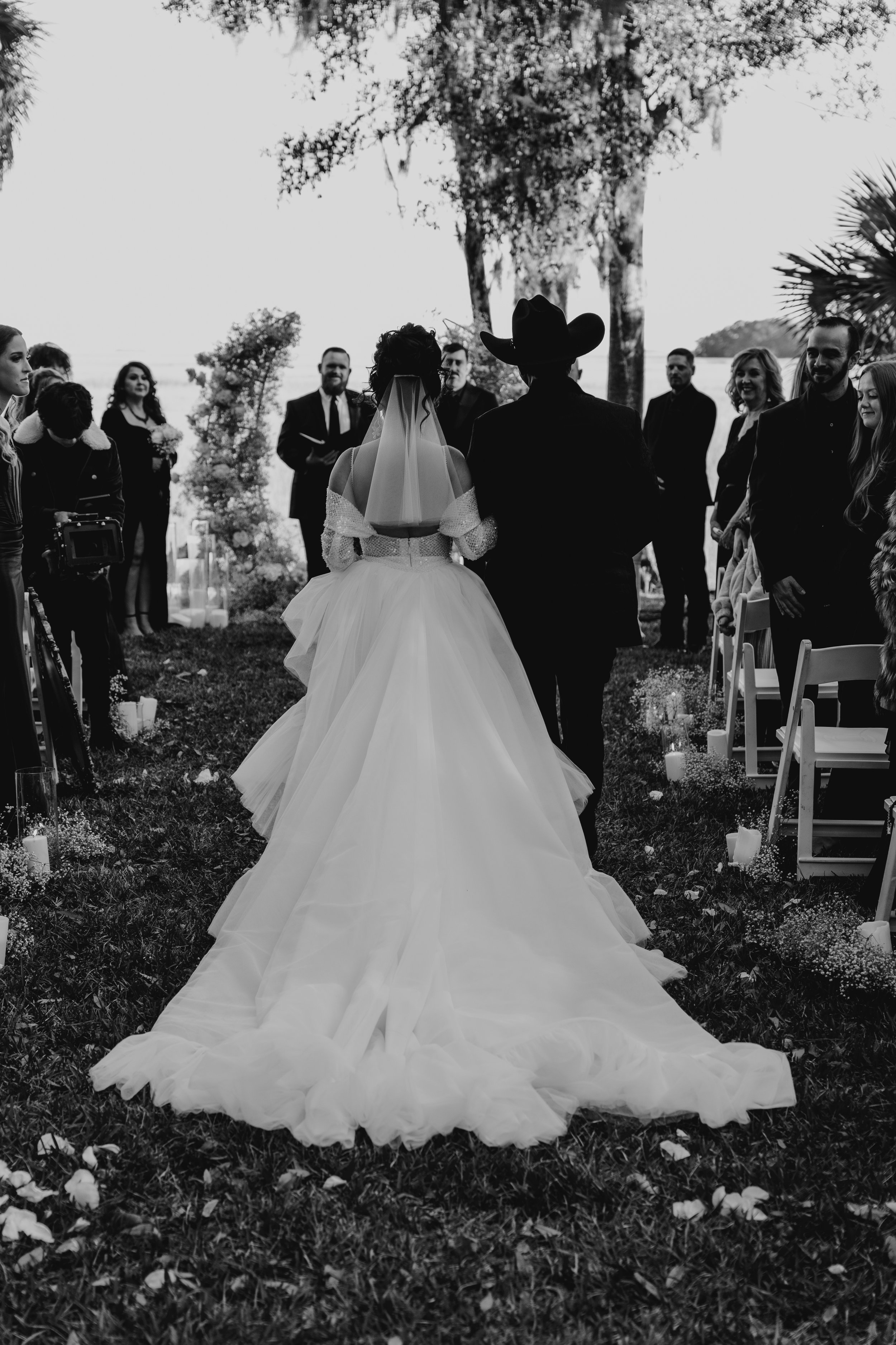 Darien-Georgia-Golden-Hour-Wedding-01330-2.jpg
