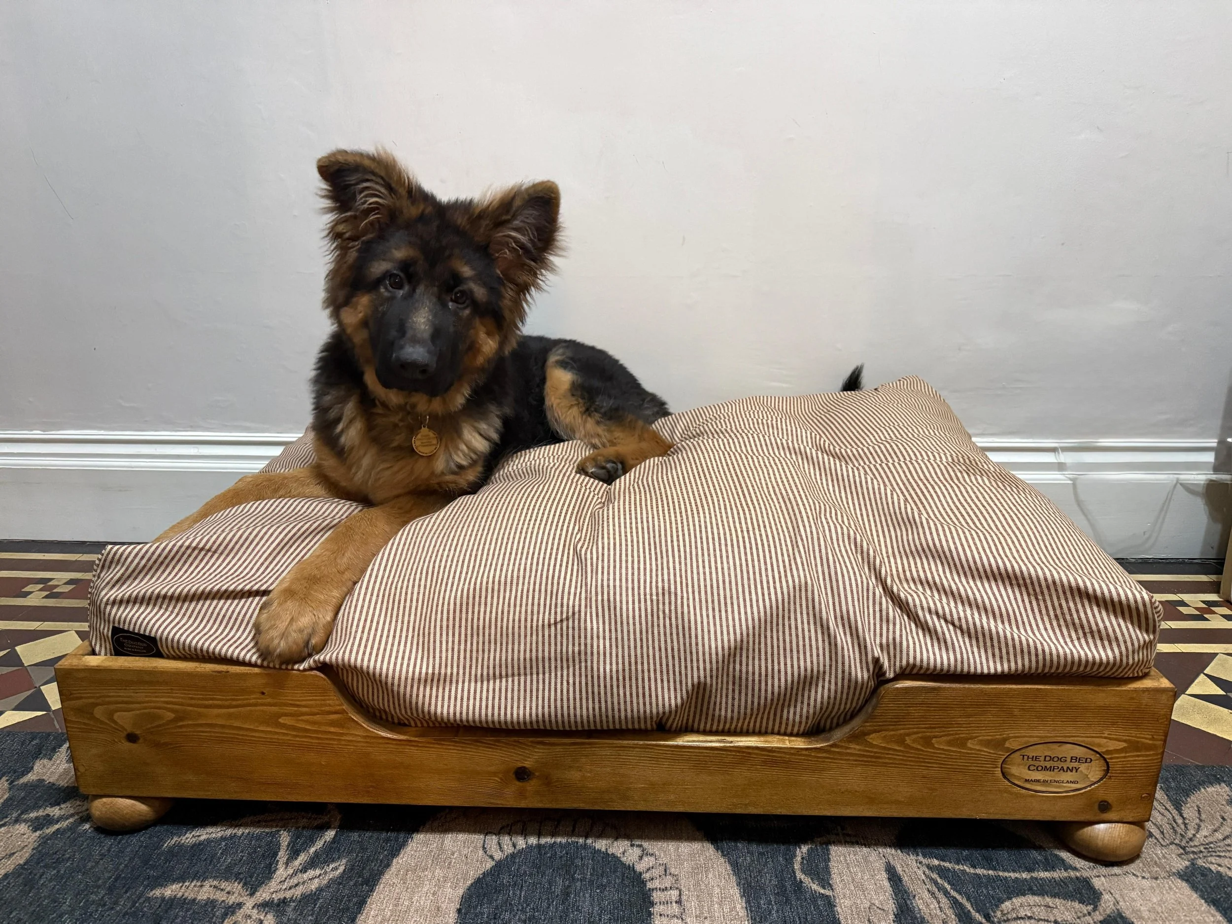 Traditional Pine Bed