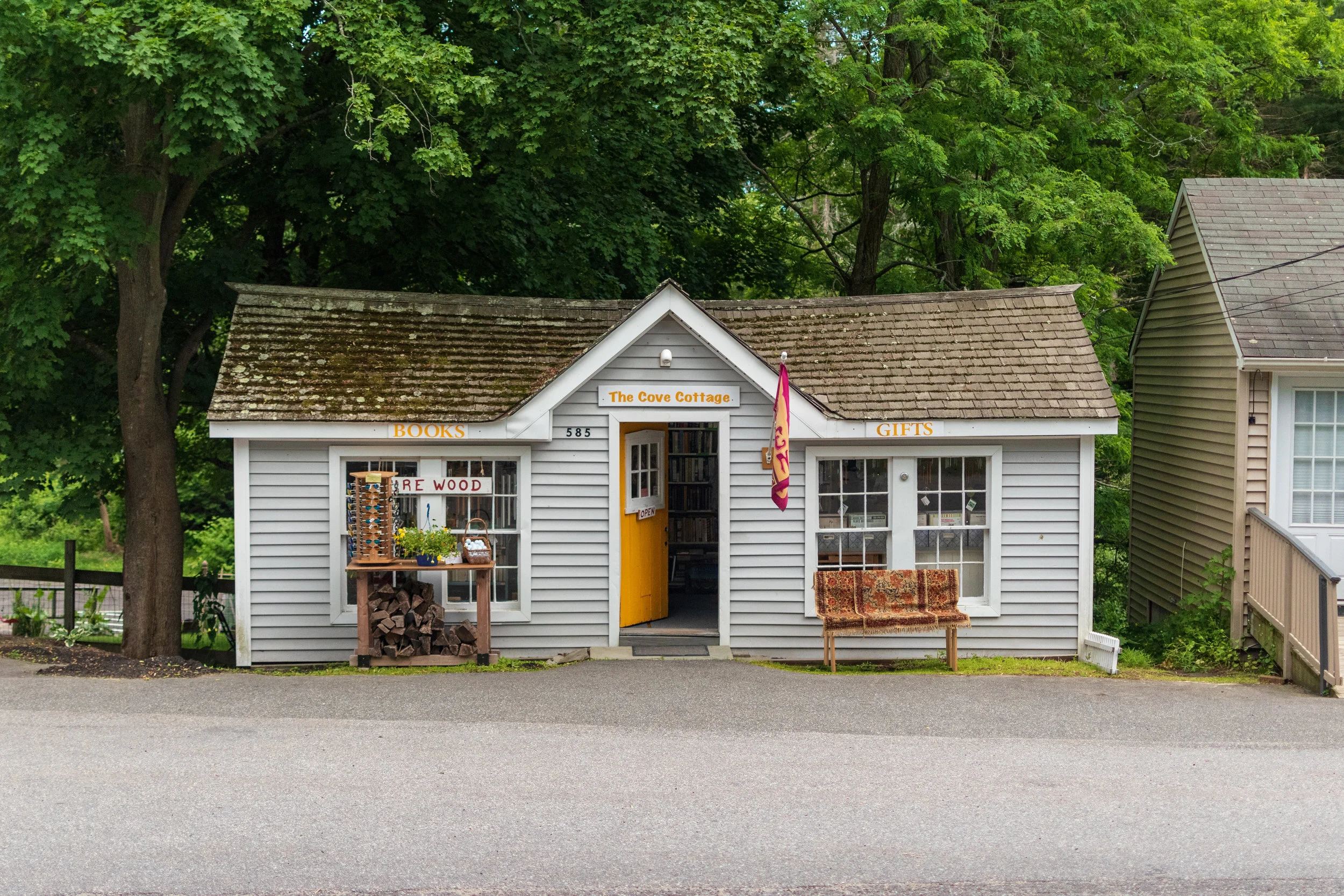 Luke_Coxhead-Connecticut_Living11.jpg