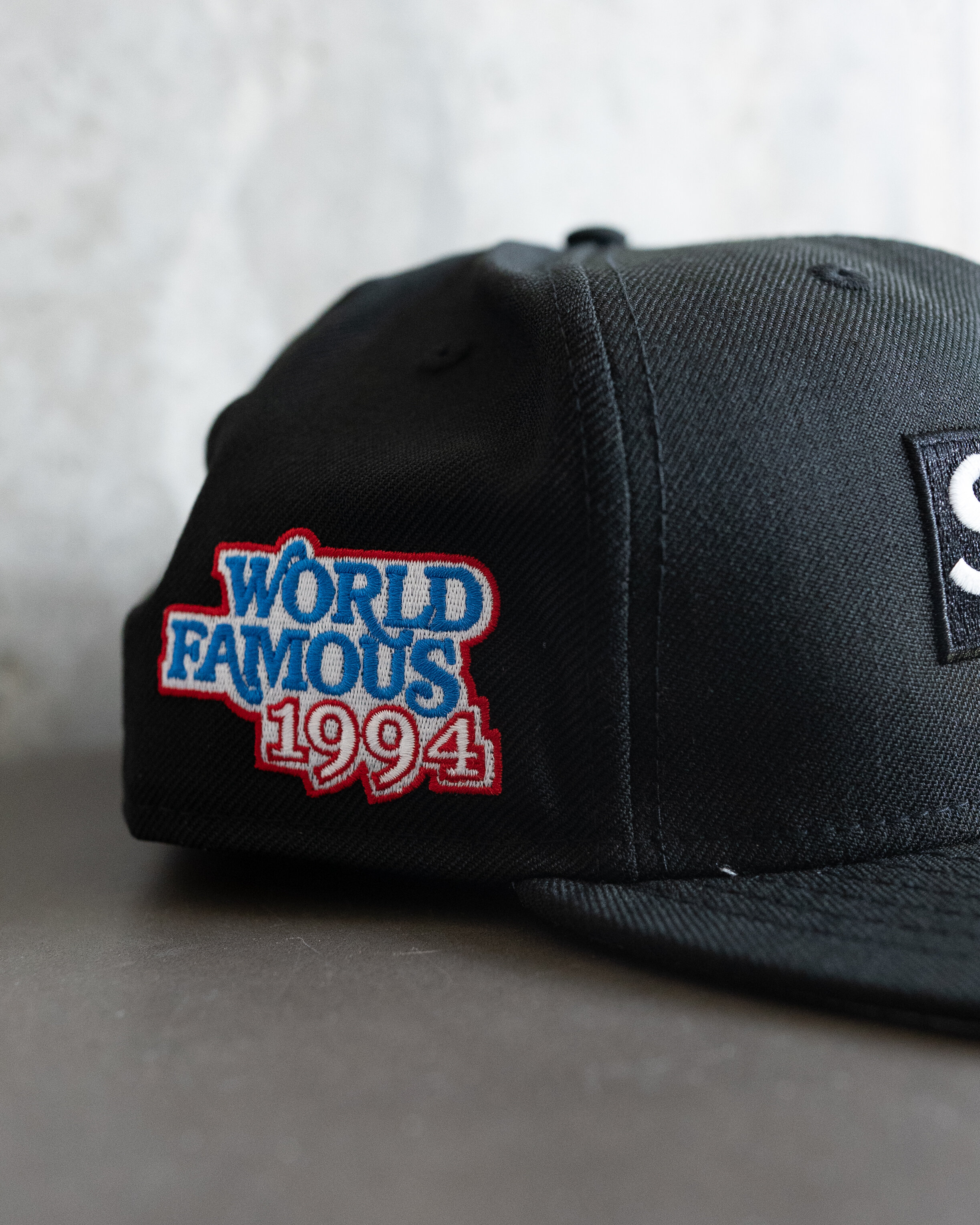 Supreme World Famous Box Logo New Era Hat - Size 8 — SneaksEA