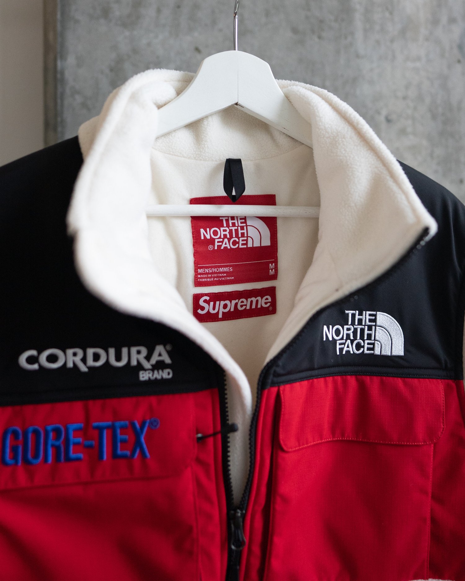 Supreme The North Face Expedition Fleece (FW18) — SneaksEA