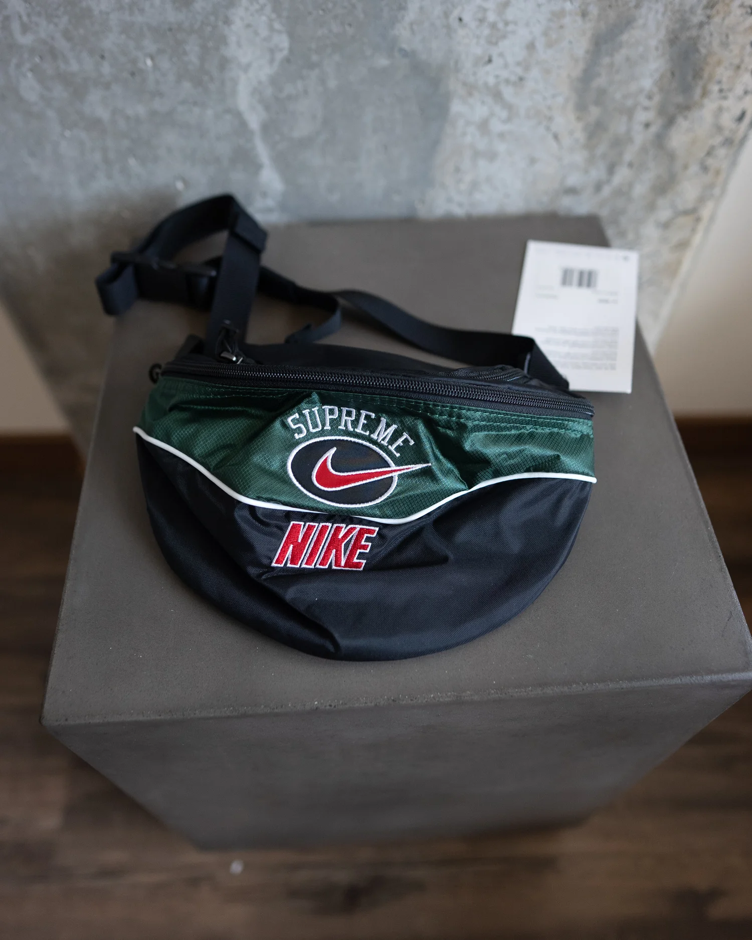 Supreme Nike Shoulder Bag (Green) — SneaksEA 