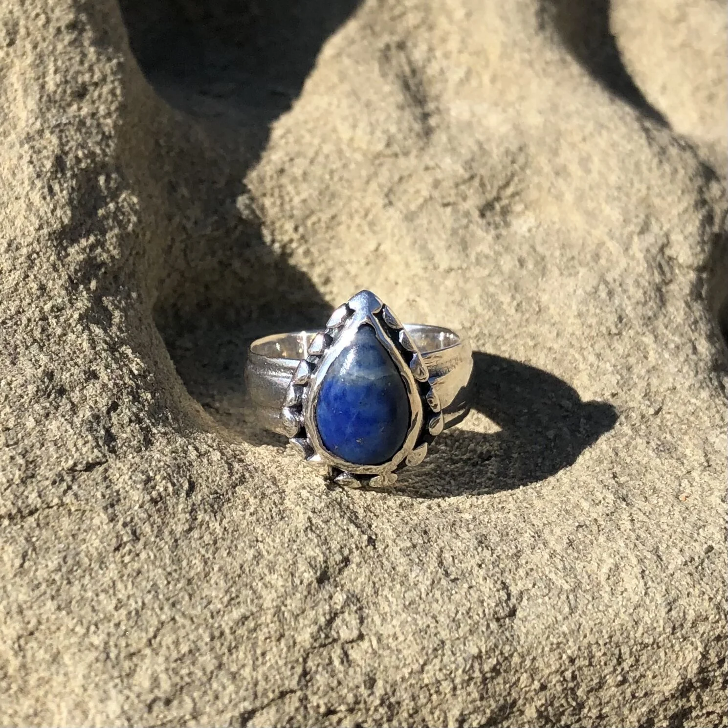 F08437A9-5F90-4873-B04B-D8C6DC3F0B0E